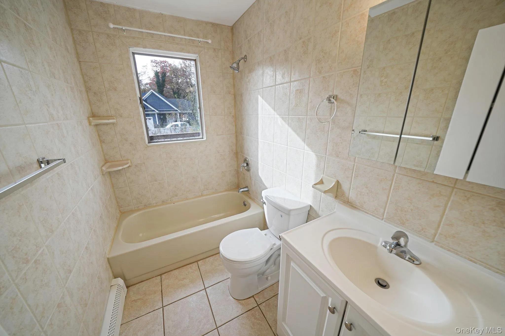 2074 motor parkway, Islip, NY, 5 Bedrooms Bedrooms, 11 Rooms Rooms,3 BathroomsBathrooms,Residential Lease,Idx,motor parkway,0,942749 2074 motor parkway, Islip, NY, 5 Bedrooms Bedrooms, 11 Rooms Rooms,3 BathroomsBathrooms,Residential Lease,Idx,motor parkway,0,942749