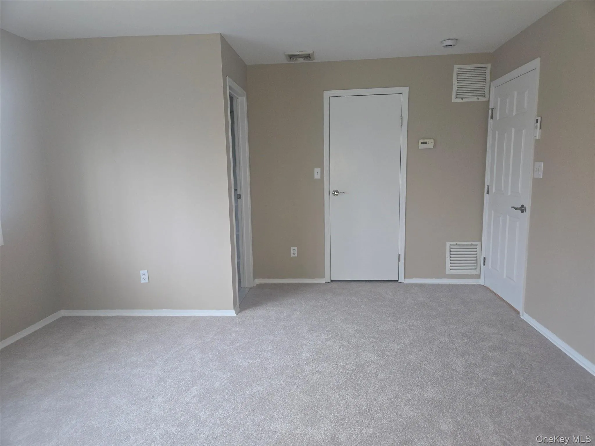 19 Cardinal Lane, Islip, NY, 1 Bedroom Bedrooms, 4 Rooms Rooms,1 BathroomBathrooms,Residential Lease,Idx,Cardinal,0,942756 19 Cardinal Lane, Islip, NY, 1 Bedroom Bedrooms, 4 Rooms Rooms,1 BathroomBathrooms,Residential Lease,Idx,Cardinal,0,942756