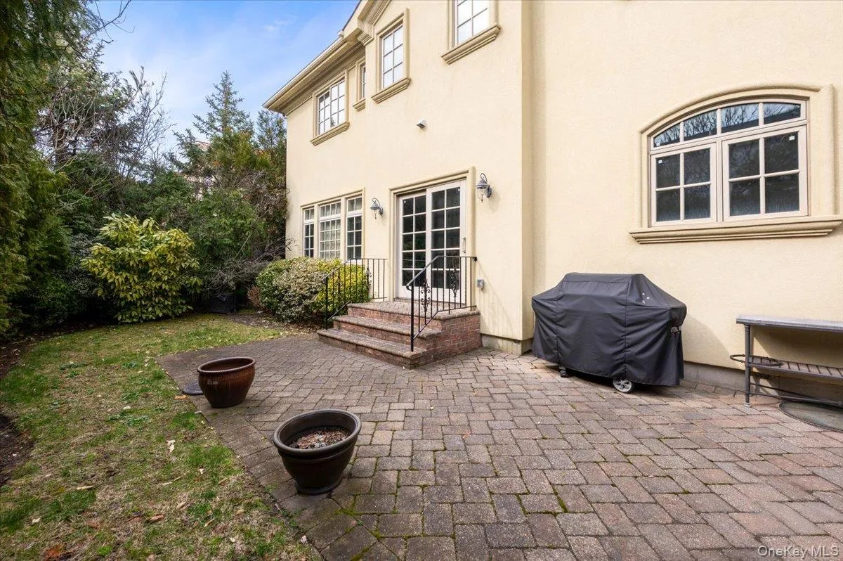 70 Lewis Avenue, Hempstead, NY, 4 Bedrooms Bedrooms, 8 Rooms Rooms,4 BathroomsBathrooms,Residential,For Rent,Lewis,0,942762 70 Lewis Avenue, Hempstead, NY, 4 Bedrooms Bedrooms, 8 Rooms Rooms,4 BathroomsBathrooms,Residential,For Rent,Lewis,0,942762