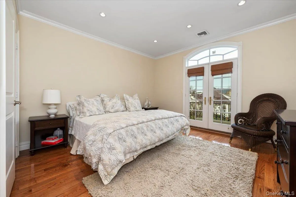 70 Lewis Avenue, Hempstead, NY, 4 Bedrooms Bedrooms, 8 Rooms Rooms,4 BathroomsBathrooms,Residential,For Rent,Lewis,0,942762 70 Lewis Avenue, Hempstead, NY, 4 Bedrooms Bedrooms, 8 Rooms Rooms,4 BathroomsBathrooms,Residential,For Rent,Lewis,0,942762