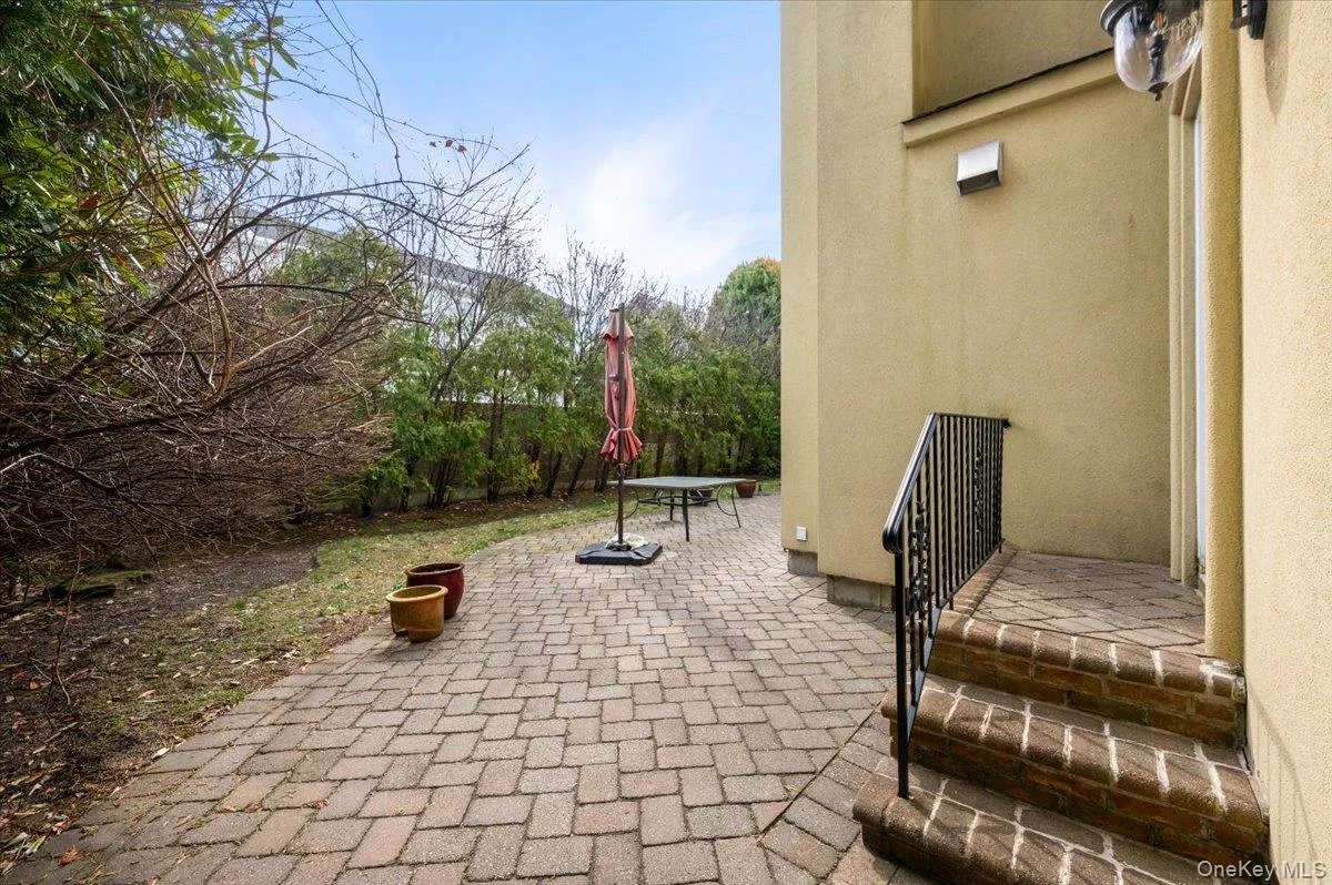 70 Lewis Avenue, Hempstead, NY, 4 Bedrooms Bedrooms, 8 Rooms Rooms,4 BathroomsBathrooms,Residential,For Rent,Lewis,0,942762 70 Lewis Avenue, Hempstead, NY, 4 Bedrooms Bedrooms, 8 Rooms Rooms,4 BathroomsBathrooms,Residential,For Rent,Lewis,0,942762