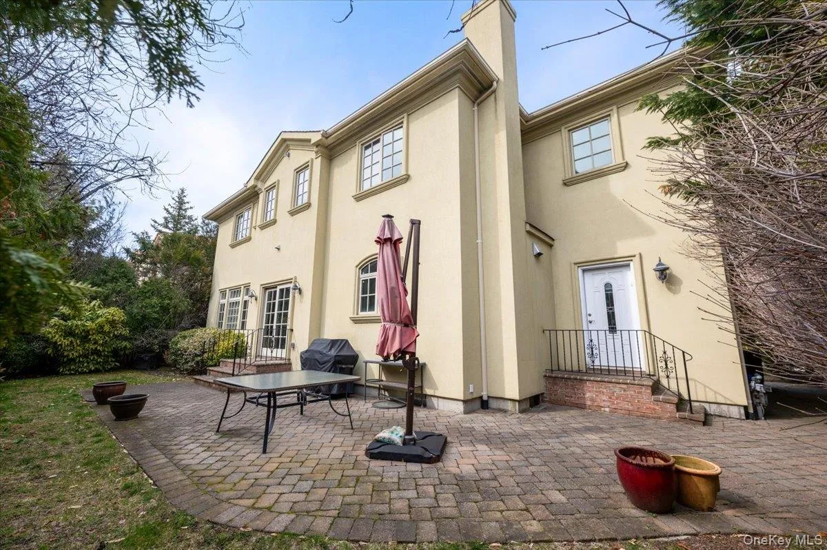 70 Lewis Avenue, Hempstead, NY, 4 Bedrooms Bedrooms, 8 Rooms Rooms,4 BathroomsBathrooms,Residential,For Rent,Lewis,0,942762 70 Lewis Avenue, Hempstead, NY, 4 Bedrooms Bedrooms, 8 Rooms Rooms,4 BathroomsBathrooms,Residential,For Rent,Lewis,0,942762