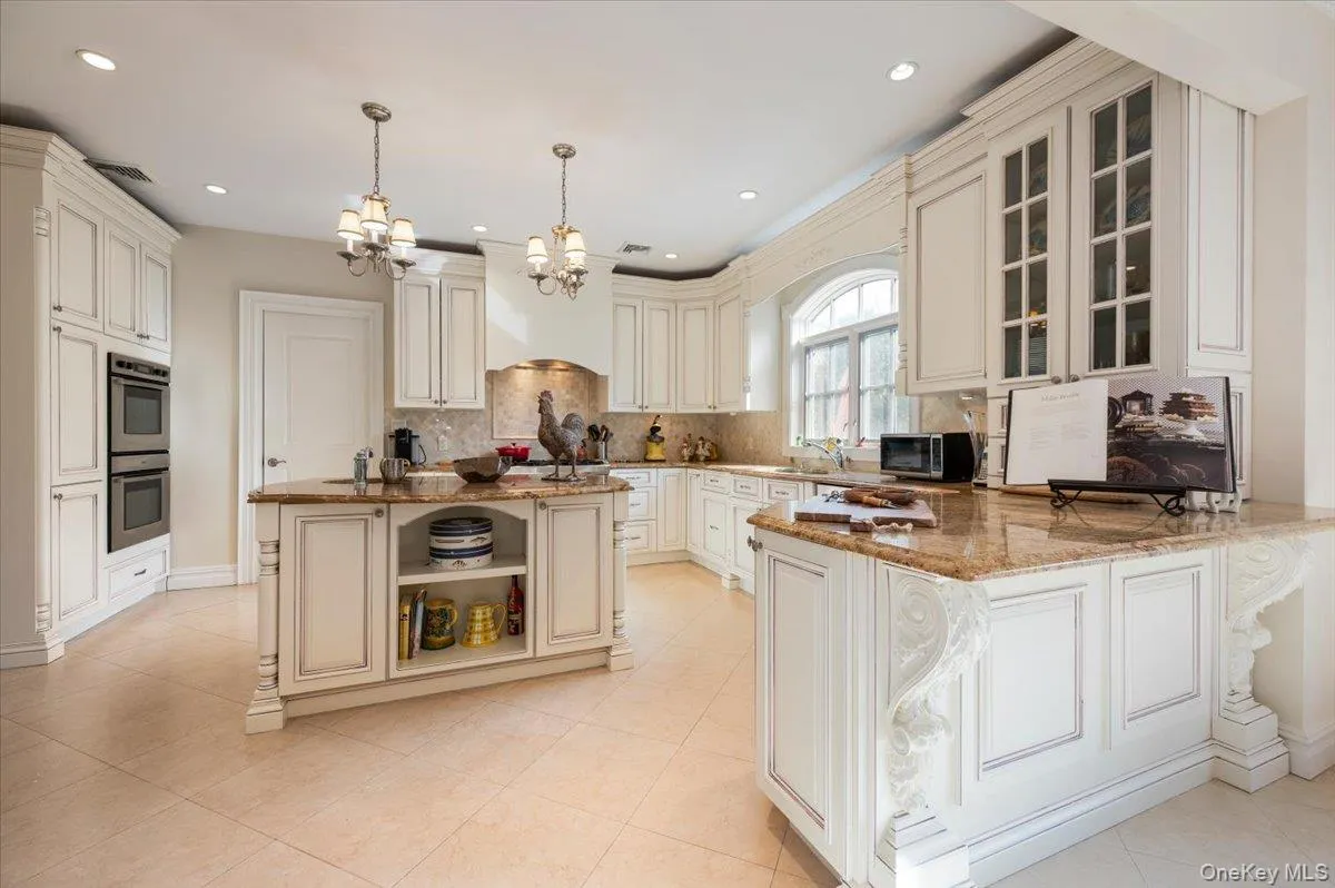 70 Lewis Avenue, Hempstead, NY, 4 Bedrooms Bedrooms, 8 Rooms Rooms,4 BathroomsBathrooms,Residential,For Rent,Lewis,0,942762 70 Lewis Avenue, Hempstead, NY, 4 Bedrooms Bedrooms, 8 Rooms Rooms,4 BathroomsBathrooms,Residential,For Rent,Lewis,0,942762