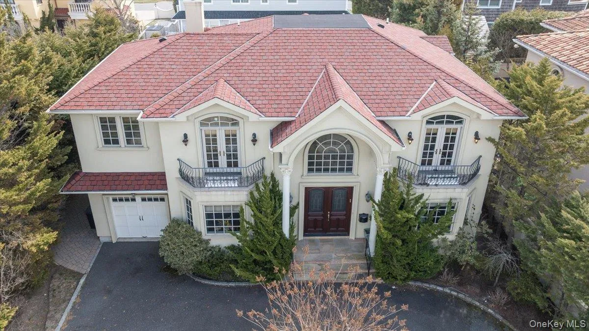 70 Lewis Avenue, Hempstead, NY, 4 Bedrooms Bedrooms, 8 Rooms Rooms,4 BathroomsBathrooms,Residential,For Rent,Lewis,0,942762 70 Lewis Avenue, Hempstead, NY, 4 Bedrooms Bedrooms, 8 Rooms Rooms,4 BathroomsBathrooms,Residential,For Rent,Lewis,0,942762