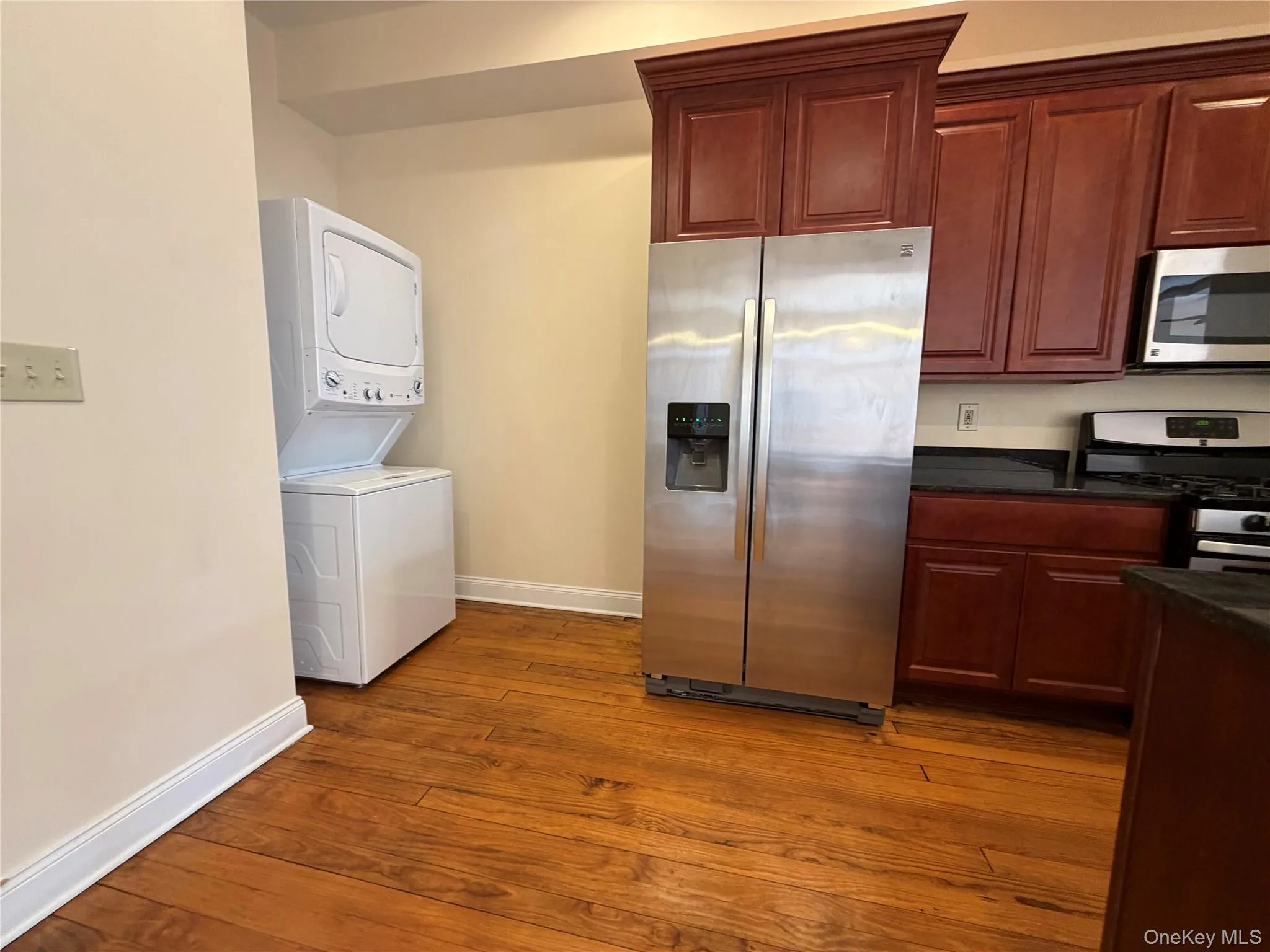 337 Main Street, Poughkeepsie, NY, 2 Bedrooms Bedrooms, 5 Rooms Rooms,2 BathroomsBathrooms,Residential Lease,For Rent,Main,0,942774 337 Main Street, Poughkeepsie, NY, 2 Bedrooms Bedrooms, 5 Rooms Rooms,2 BathroomsBathrooms,Residential Lease,For Rent,Main,0,942774