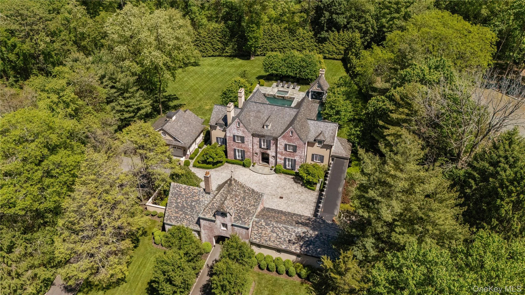 8 Serenite Lane, Oyster Bay, NY, 5 Bedrooms Bedrooms, 11 Rooms Rooms,5 BathroomsBathrooms,Residential,For Rent,Serenite,0,942782 8 Serenite Lane, Oyster Bay, NY, 5 Bedrooms Bedrooms, 11 Rooms Rooms,5 BathroomsBathrooms,Residential,For Rent,Serenite,0,942782