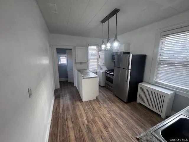 530 Fourth Avenue, Pelham, NY, 2 Bedrooms Bedrooms, 3 Rooms Rooms,1 BathroomBathrooms,Residential Lease,Idx,Fourth,0,942805 530 Fourth Avenue, Pelham, NY, 2 Bedrooms Bedrooms, 3 Rooms Rooms,1 BathroomBathrooms,Residential Lease,Idx,Fourth,0,942805