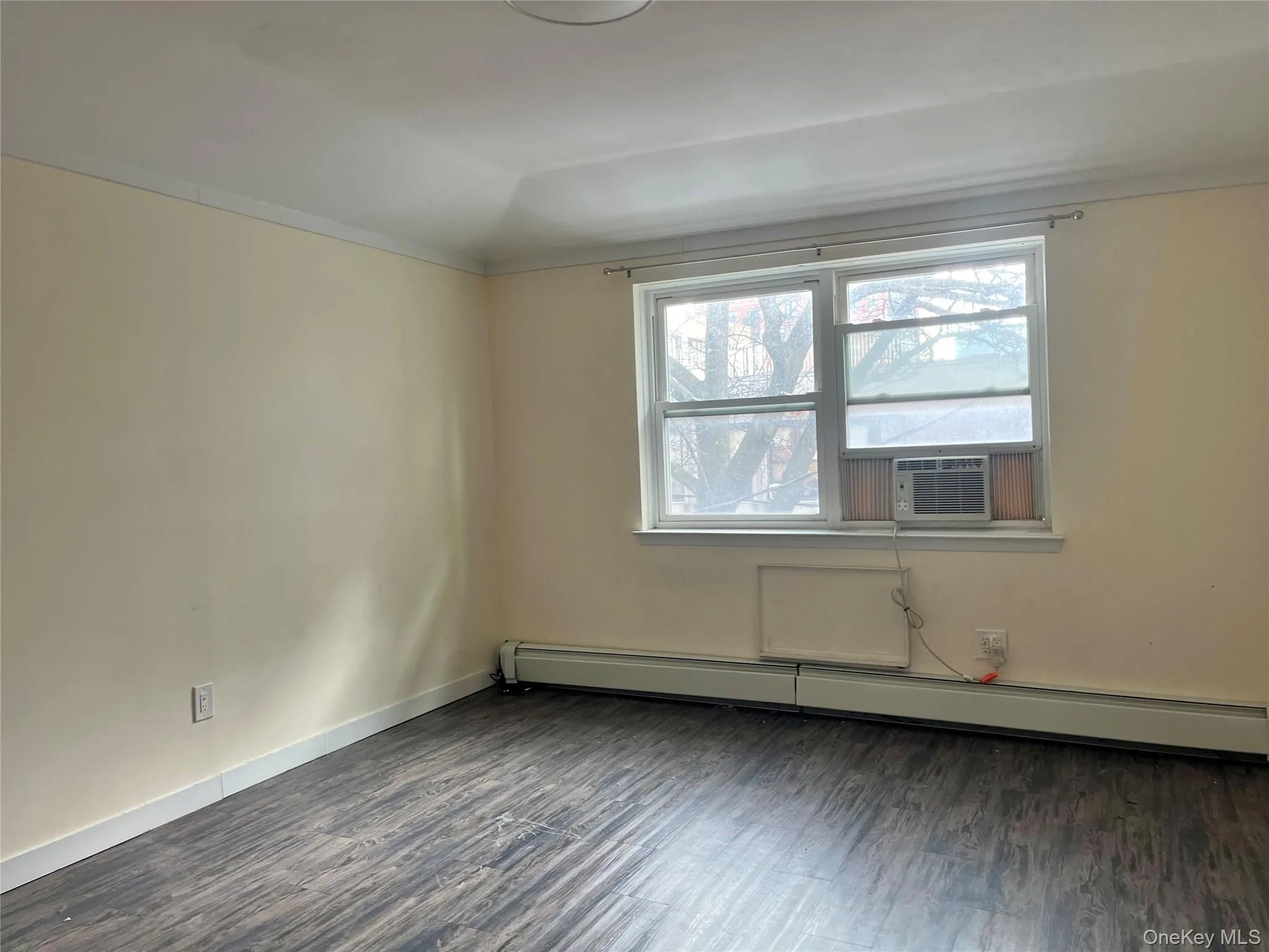 142-01 37th Avenue, New York, NY, 2 Bedrooms Bedrooms, 5 Rooms Rooms,1 BathroomBathrooms,Residential Lease,Idx,37th,0,942875 142-01 37th Avenue, New York, NY, 2 Bedrooms Bedrooms, 5 Rooms Rooms,1 BathroomBathrooms,Residential Lease,Idx,37th,0,942875