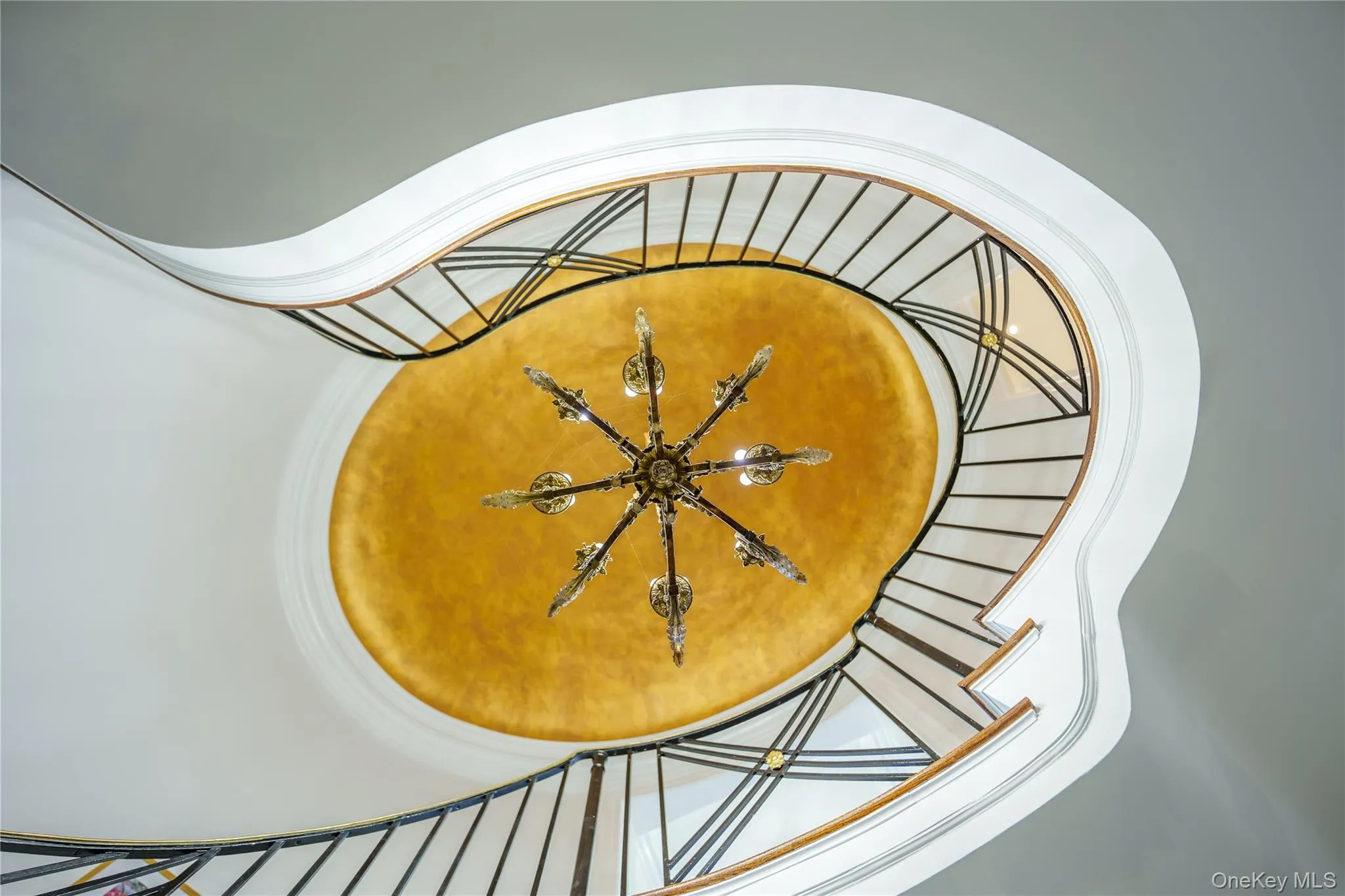 Decorative painted gold dome Decorative painted gold dome