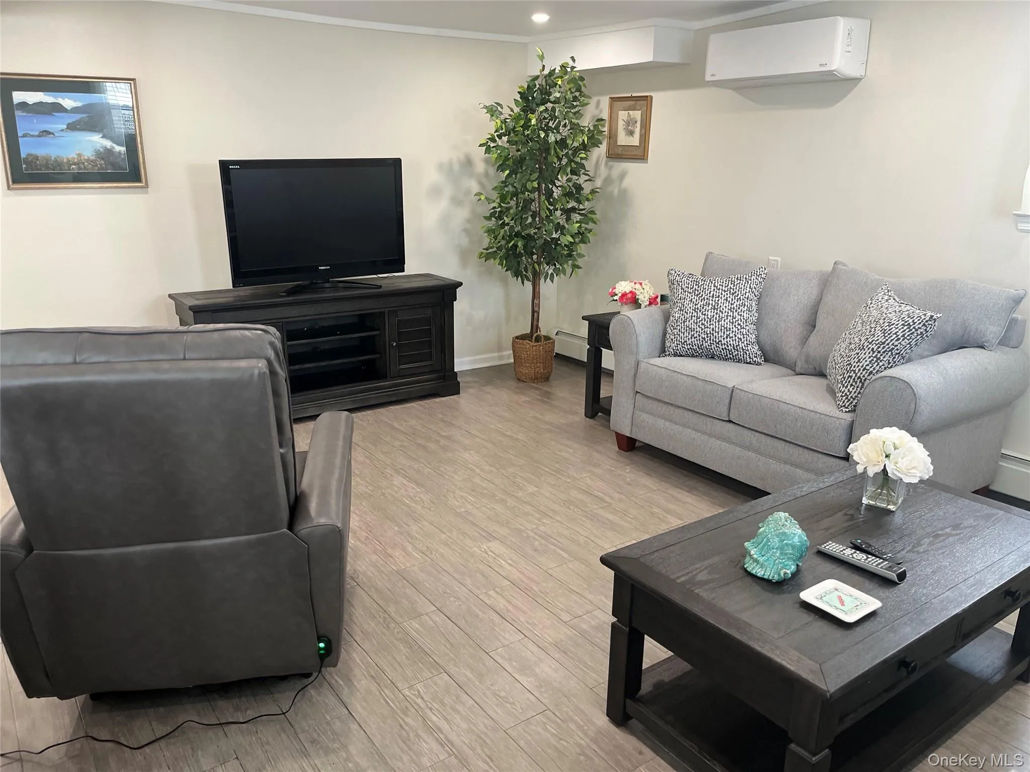 321 Walnut Street, Long Beach, NY , With , 2 Bedroom , and , 5 Room , 1 Bathroom , For , Residential Lease , For Rent , 942920 , MLSID,942920 321 Walnut Street, Long Beach, NY , With , 2 Bedroom , and , 5 Room , 1 Bathroom , For , Residential Lease , For Rent , 942920 , MLSID,942920
