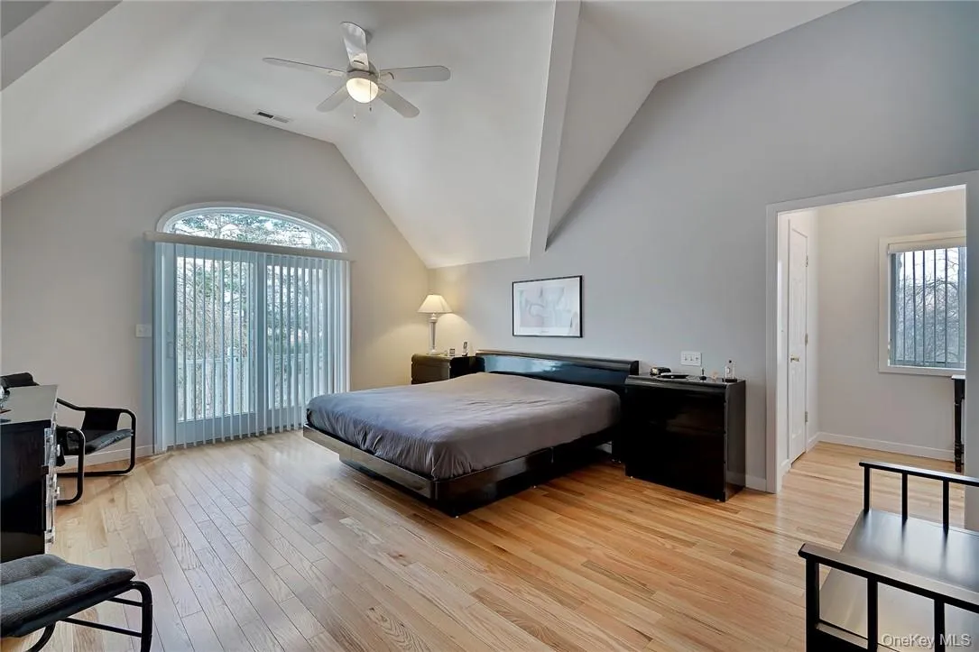 Private Balcony off Master Bedroom! Private Balcony off Master Bedroom!