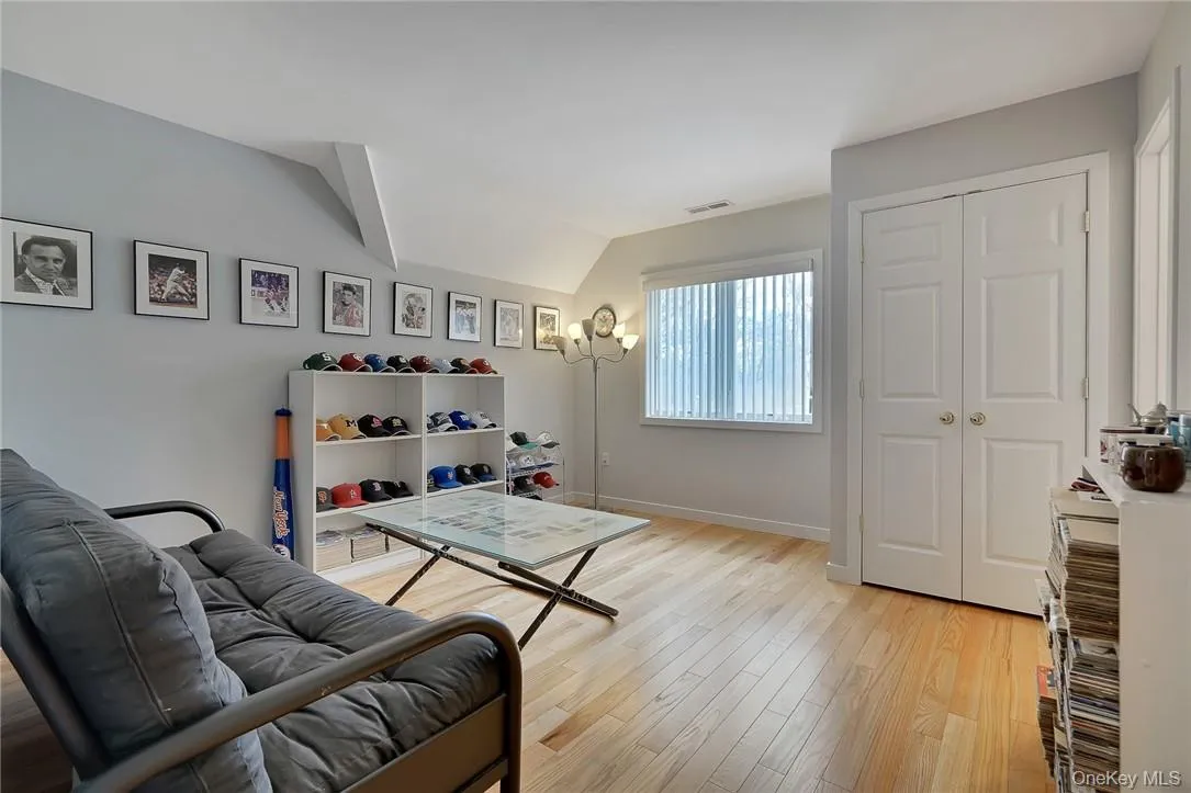 99 Summit Avenue, Woodbury, NY, 3 Bedrooms Bedrooms, 8 Rooms Rooms,3 BathroomsBathrooms,Residential Lease,Idx,Summit,0,942940 99 Summit Avenue, Woodbury, NY, 3 Bedrooms Bedrooms, 8 Rooms Rooms,3 BathroomsBathrooms,Residential Lease,Idx,Summit,0,942940