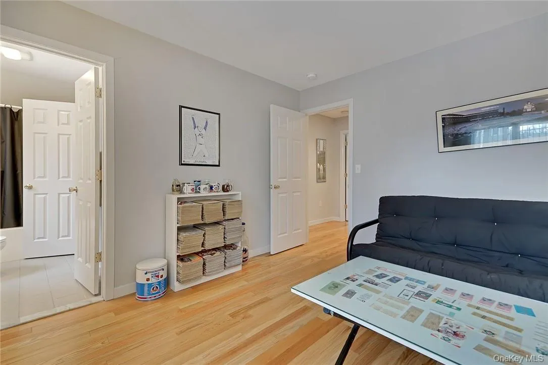 99 Summit Avenue, Woodbury, NY, 3 Bedrooms Bedrooms, 8 Rooms Rooms,3 BathroomsBathrooms,Residential Lease,Idx,Summit,0,942940 99 Summit Avenue, Woodbury, NY, 3 Bedrooms Bedrooms, 8 Rooms Rooms,3 BathroomsBathrooms,Residential Lease,Idx,Summit,0,942940