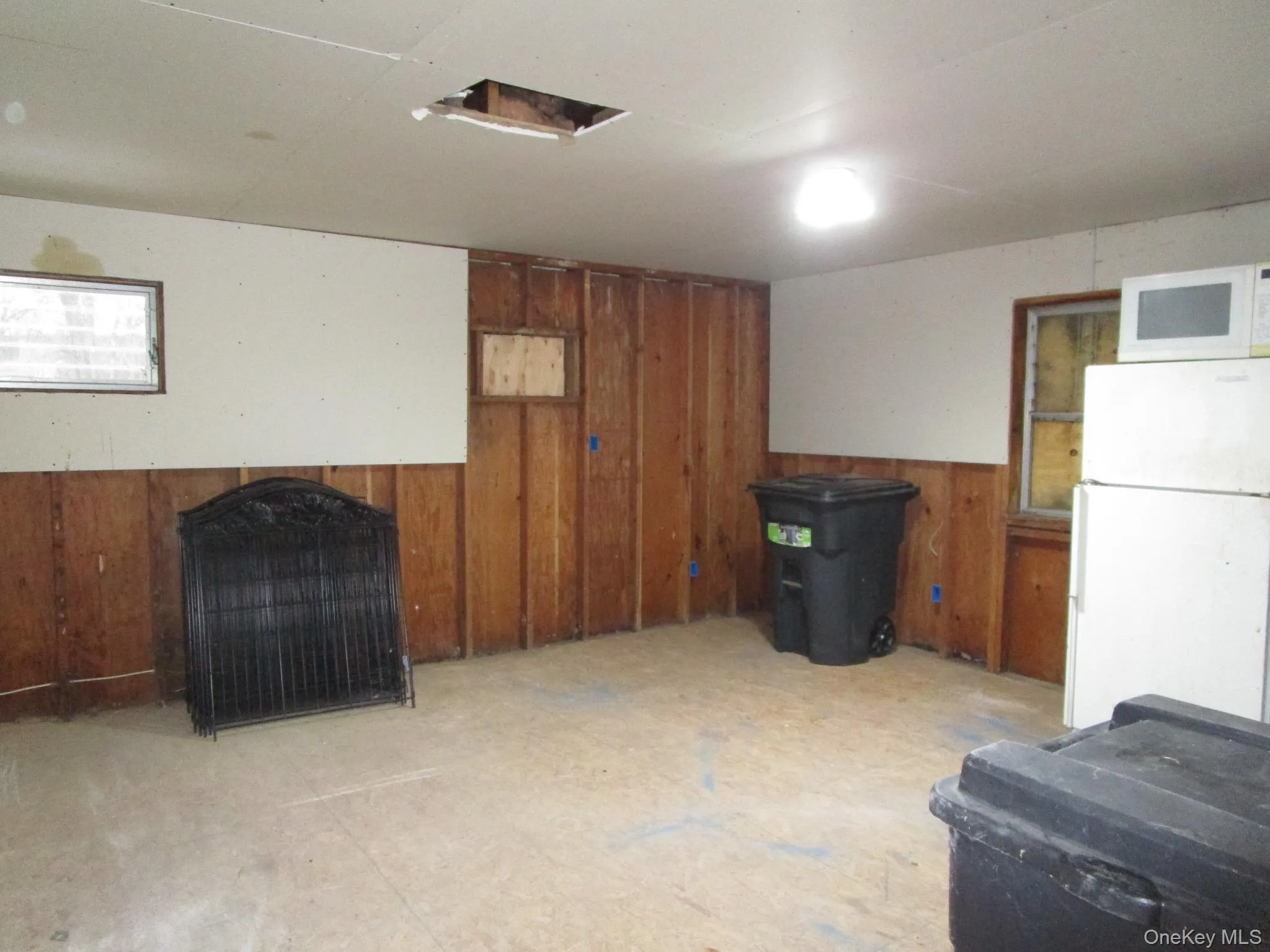 Area of office as you enter. Area of office as you enter.