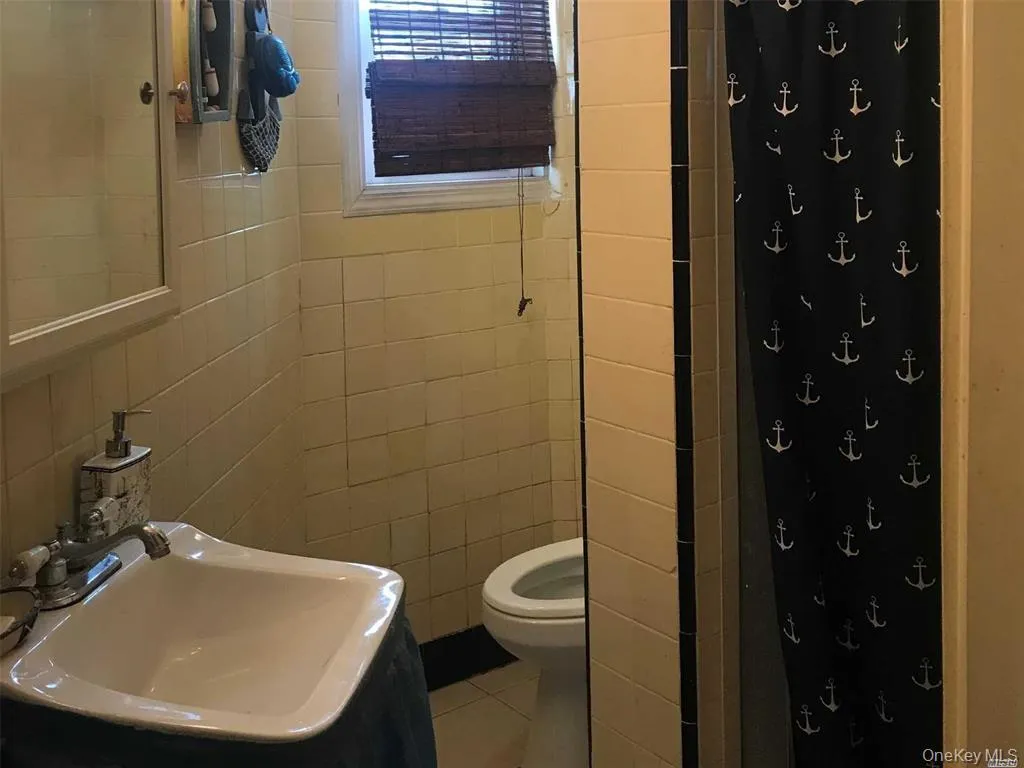 411 Walnut Street, Long Beach, NY, 2 Bedrooms Bedrooms, 5 Rooms Rooms,1 BathroomBathrooms,Residential Lease,Idx,Walnut,0,942974 411 Walnut Street, Long Beach, NY, 2 Bedrooms Bedrooms, 5 Rooms Rooms,1 BathroomBathrooms,Residential Lease,Idx,Walnut,0,942974