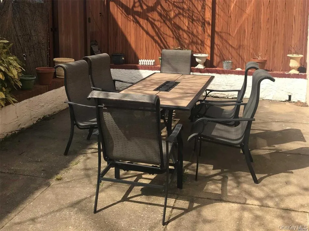 411 Walnut Street, Long Beach, NY, 2 Bedrooms Bedrooms, 5 Rooms Rooms,1 BathroomBathrooms,Residential Lease,Idx,Walnut,0,942974 411 Walnut Street, Long Beach, NY, 2 Bedrooms Bedrooms, 5 Rooms Rooms,1 BathroomBathrooms,Residential Lease,Idx,Walnut,0,942974