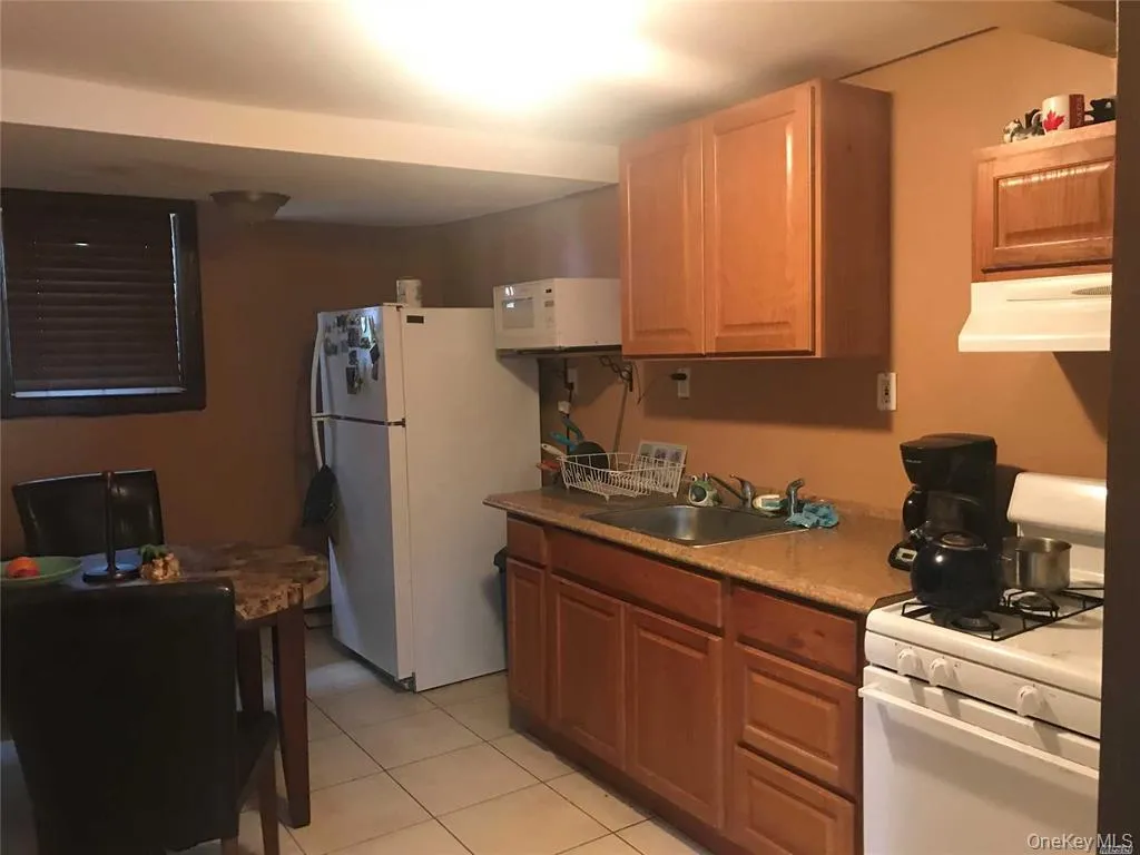 411 Walnut Street, Long Beach, NY, 2 Bedrooms Bedrooms, 5 Rooms Rooms,1 BathroomBathrooms,Residential Lease,Idx,Walnut,0,942974 411 Walnut Street, Long Beach, NY, 2 Bedrooms Bedrooms, 5 Rooms Rooms,1 BathroomBathrooms,Residential Lease,Idx,Walnut,0,942974