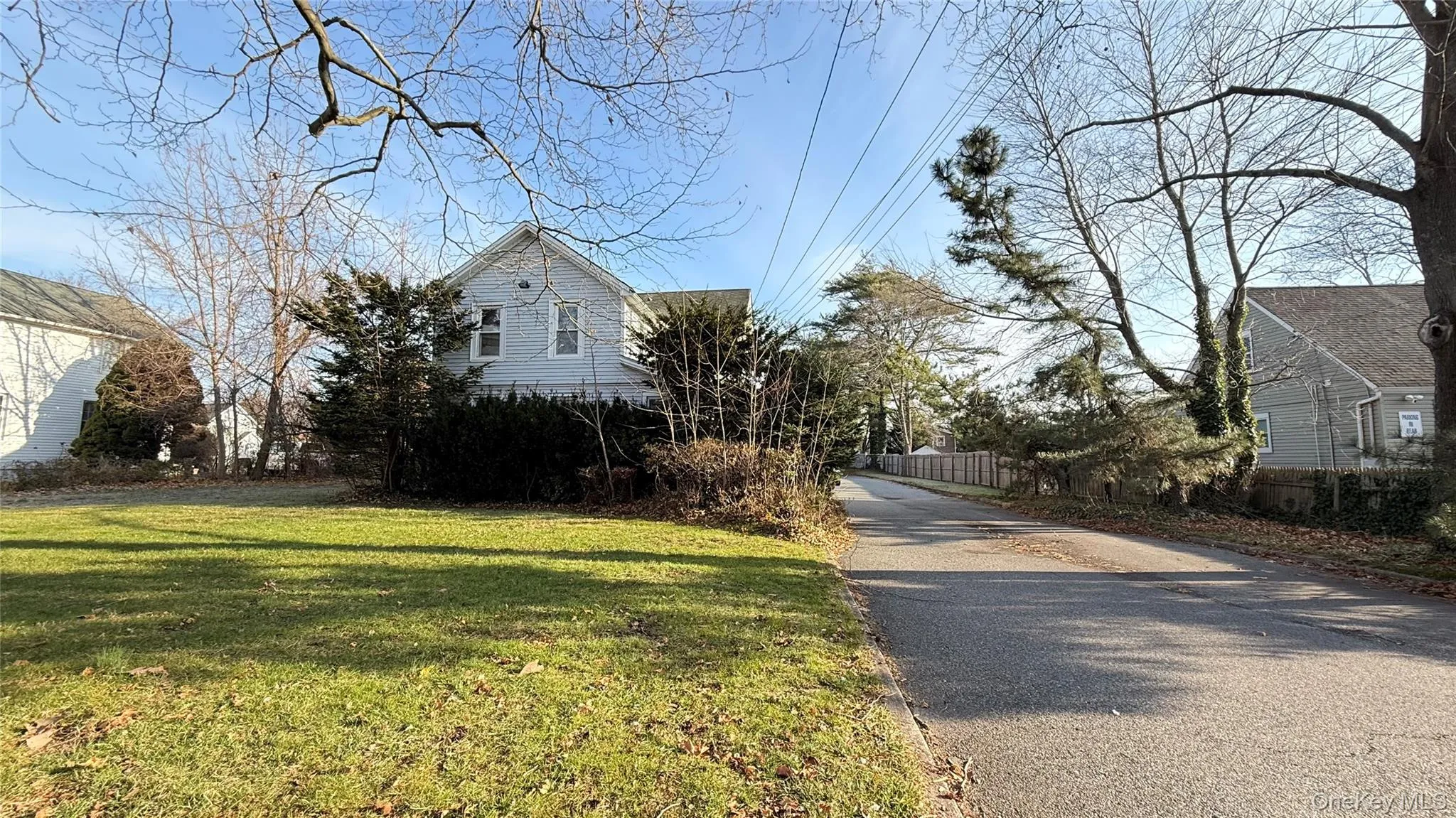 982 Roanoke Avenue, Riverhead, NY, 5 Bedrooms Bedrooms, 11 Rooms Rooms,2 BathroomsBathrooms,Residential,For Rent,Roanoke,0,943001 982 Roanoke Avenue, Riverhead, NY, 5 Bedrooms Bedrooms, 11 Rooms Rooms,2 BathroomsBathrooms,Residential,For Rent,Roanoke,0,943001