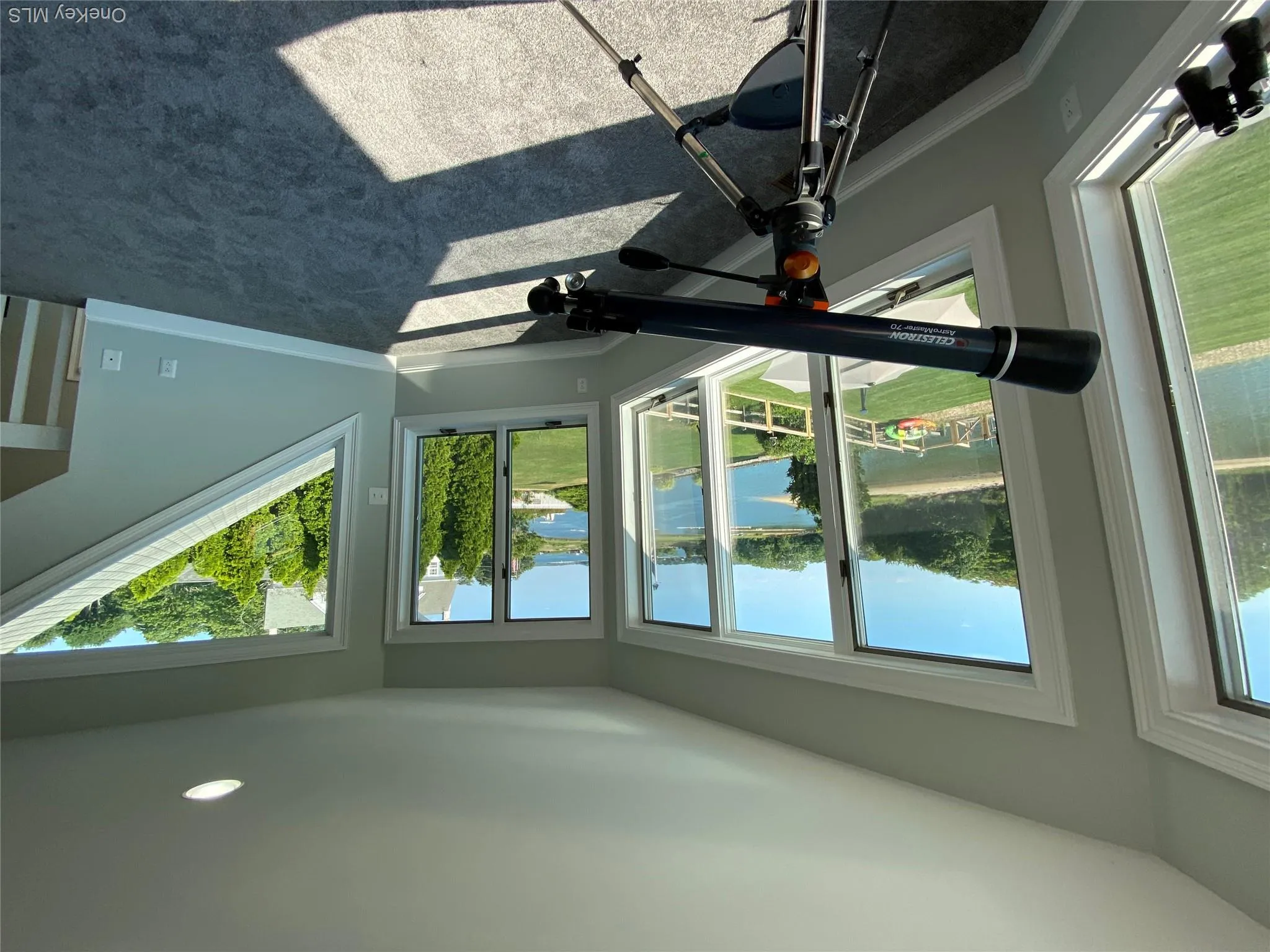 The loft featuring open panoramic views of Goose Creek The loft featuring open panoramic views of Goose Creek