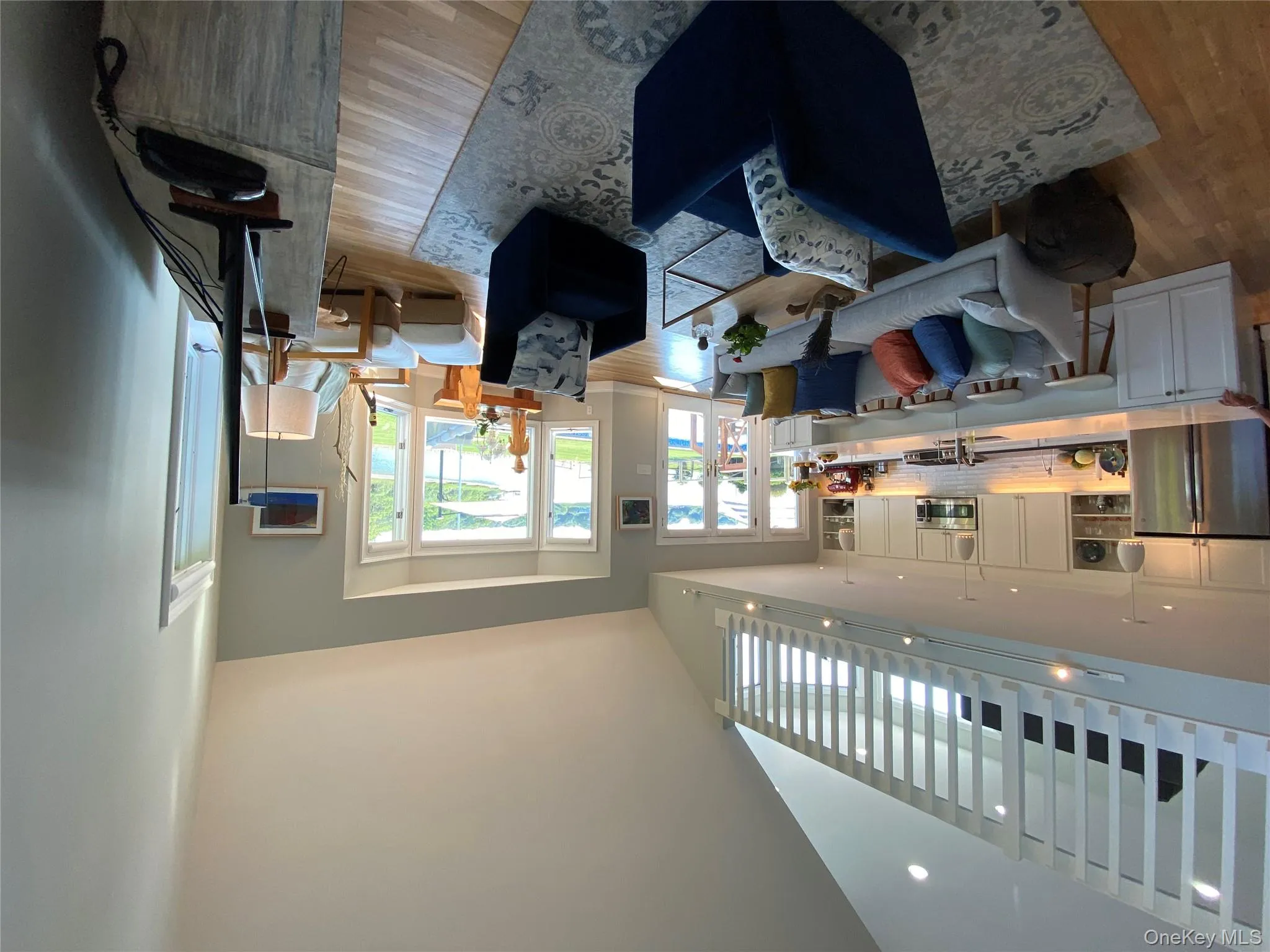 Beautiful open floor plan Beautiful open floor plan