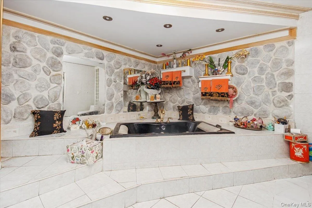 23 Peach Terrace, Newburgh (town), NY, 4 Bedrooms Bedrooms, 8 Rooms Rooms,2 BathroomsBathrooms,Residential,For Rent,Peach,0,943092 23 Peach Terrace, Newburgh (town), NY, 4 Bedrooms Bedrooms, 8 Rooms Rooms,2 BathroomsBathrooms,Residential,For Rent,Peach,0,943092