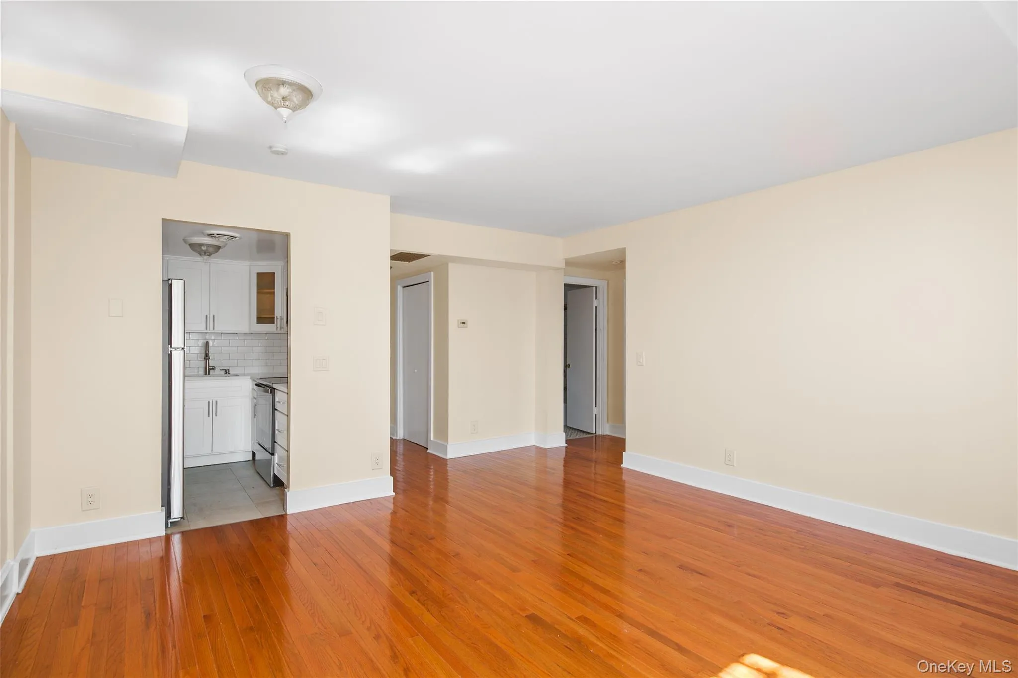 207 Chateau Rive Street, Peekskill, NY, 1 Bedroom Bedrooms, 3 Rooms Rooms,1 BathroomBathrooms,Residential Lease,Idx,Chateau Rive,0,943109 207 Chateau Rive Street, Peekskill, NY, 1 Bedroom Bedrooms, 3 Rooms Rooms,1 BathroomBathrooms,Residential Lease,Idx,Chateau Rive,0,943109