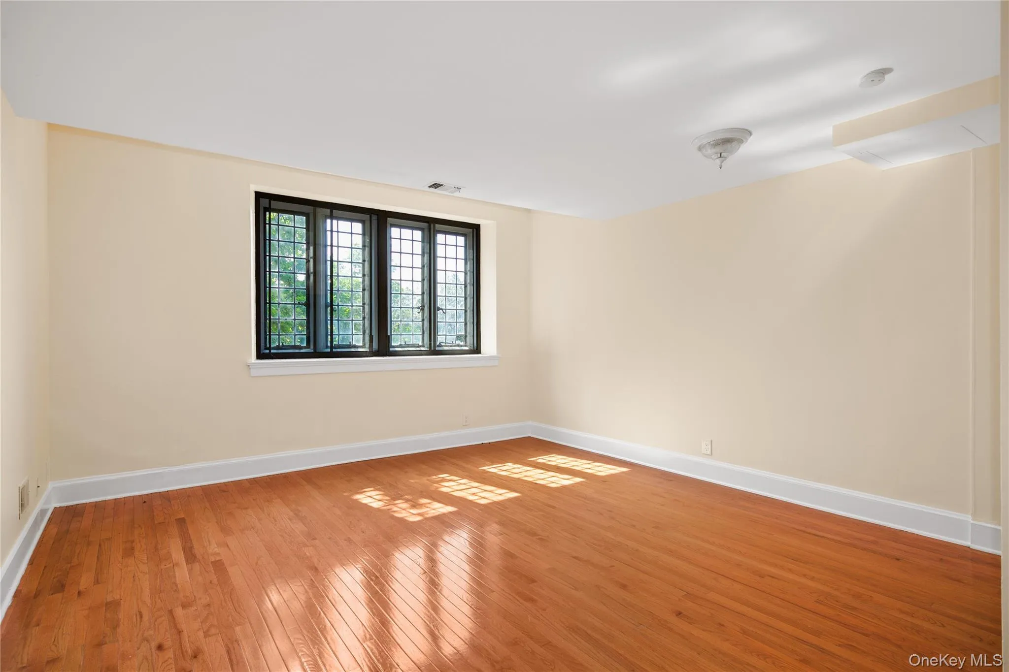 207 Chateau Rive Street, Peekskill, NY, 1 Bedroom Bedrooms, 3 Rooms Rooms,1 BathroomBathrooms,Residential Lease,Idx,Chateau Rive,0,943109 207 Chateau Rive Street, Peekskill, NY, 1 Bedroom Bedrooms, 3 Rooms Rooms,1 BathroomBathrooms,Residential Lease,Idx,Chateau Rive,0,943109