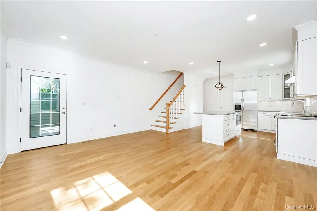 233 Lincoln Avenue, Harrison, NY, 3 Bedrooms Bedrooms, 10 Rooms Rooms,3 BathroomsBathrooms,Residential Lease,Idx,Lincoln,0,943150 233 Lincoln Avenue, Harrison, NY, 3 Bedrooms Bedrooms, 10 Rooms Rooms,3 BathroomsBathrooms,Residential Lease,Idx,Lincoln,0,943150