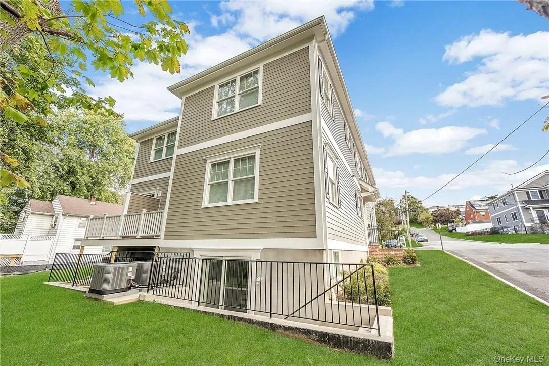 233 Lincoln Avenue, Harrison, NY, 3 Bedrooms Bedrooms, 10 Rooms Rooms,3 BathroomsBathrooms,Residential Lease,Idx,Lincoln,0,943150 233 Lincoln Avenue, Harrison, NY, 3 Bedrooms Bedrooms, 10 Rooms Rooms,3 BathroomsBathrooms,Residential Lease,Idx,Lincoln,0,943150