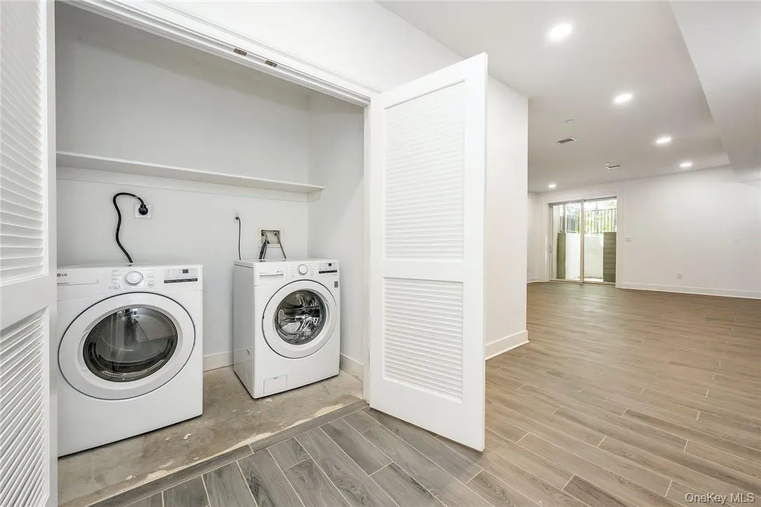 233 Lincoln Avenue, Harrison, NY, 3 Bedrooms Bedrooms, 10 Rooms Rooms,3 BathroomsBathrooms,Residential Lease,Idx,Lincoln,0,943150 233 Lincoln Avenue, Harrison, NY, 3 Bedrooms Bedrooms, 10 Rooms Rooms,3 BathroomsBathrooms,Residential Lease,Idx,Lincoln,0,943150