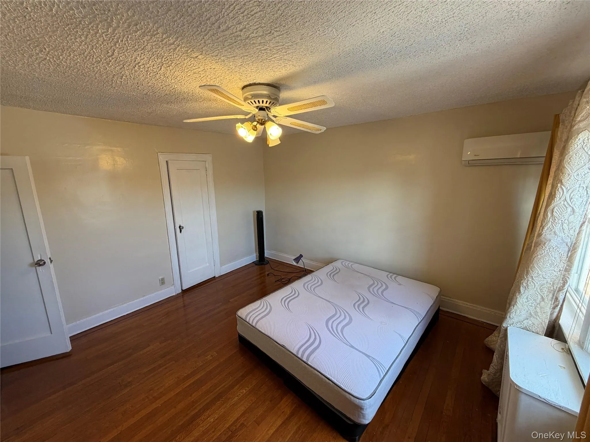 131-59 224th Street, New York, NY, 3 Bedrooms Bedrooms, 6 Rooms Rooms,1 BathroomBathrooms,Residential Lease,Idx,224th,0,943184 131-59 224th Street, New York, NY, 3 Bedrooms Bedrooms, 6 Rooms Rooms,1 BathroomBathrooms,Residential Lease,Idx,224th,0,943184