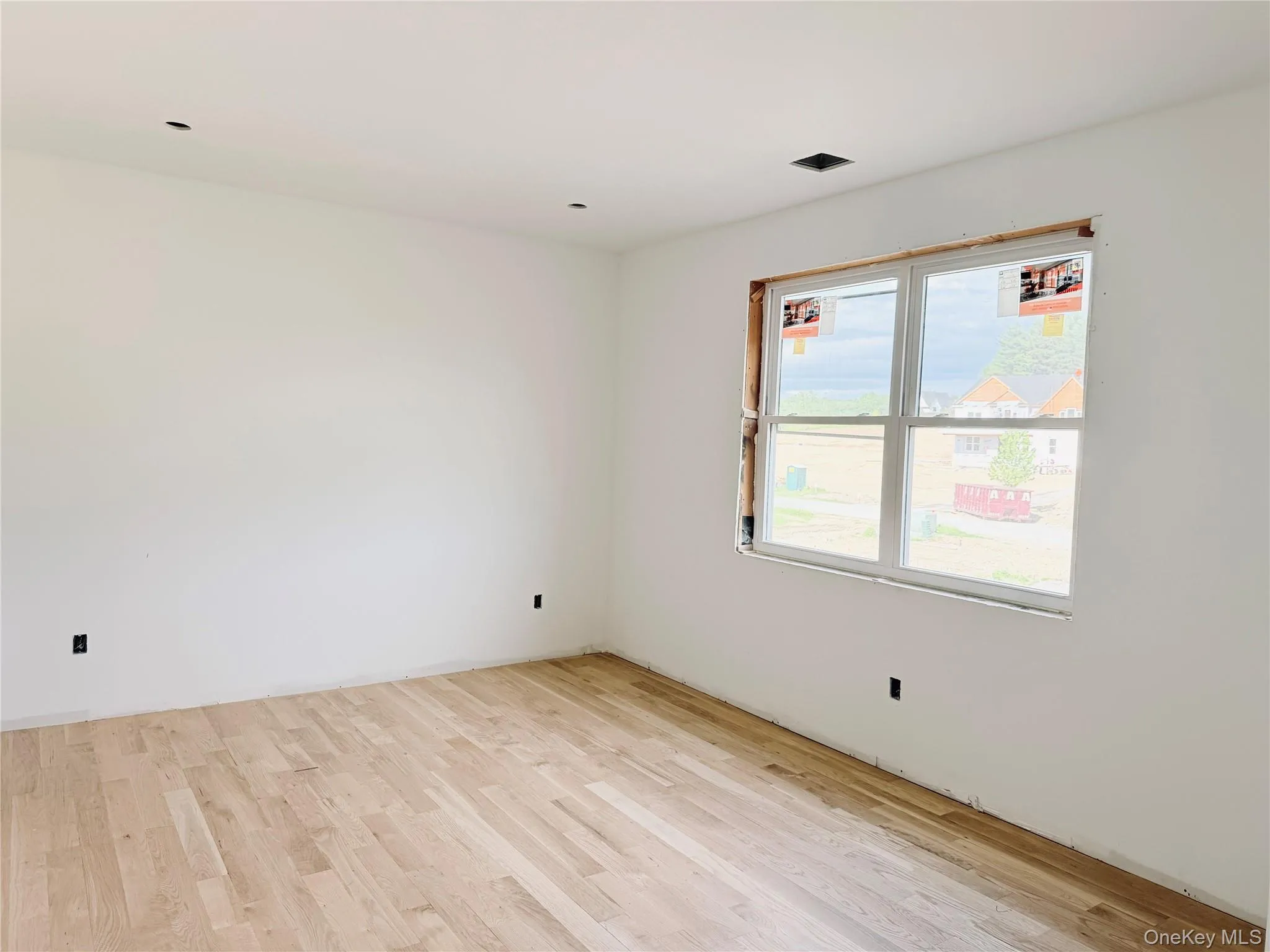 another large bedroom 3 another large bedroom 3