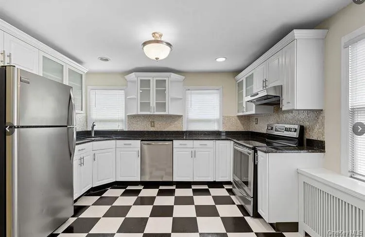 22 School Street, Oyster Bay, NY, 2 Bedrooms Bedrooms, 5 Rooms Rooms,1 BathroomBathrooms,Residential Lease,Idx,School,0,943237 22 School Street, Oyster Bay, NY, 2 Bedrooms Bedrooms, 5 Rooms Rooms,1 BathroomBathrooms,Residential Lease,Idx,School,0,943237