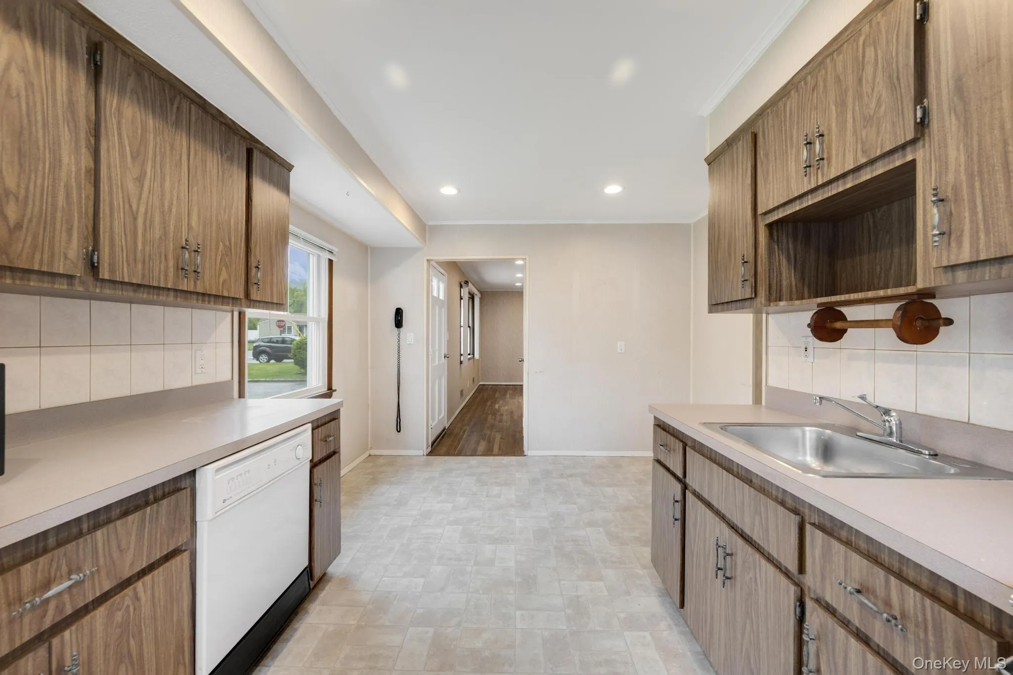 22 Heath Lane, Huntington, NY, 3 Bedrooms Bedrooms, 5 Rooms Rooms,1 BathroomBathrooms,Residential Lease,Idx,Heath,0,943243 22 Heath Lane, Huntington, NY, 3 Bedrooms Bedrooms, 5 Rooms Rooms,1 BathroomBathrooms,Residential Lease,Idx,Heath,0,943243