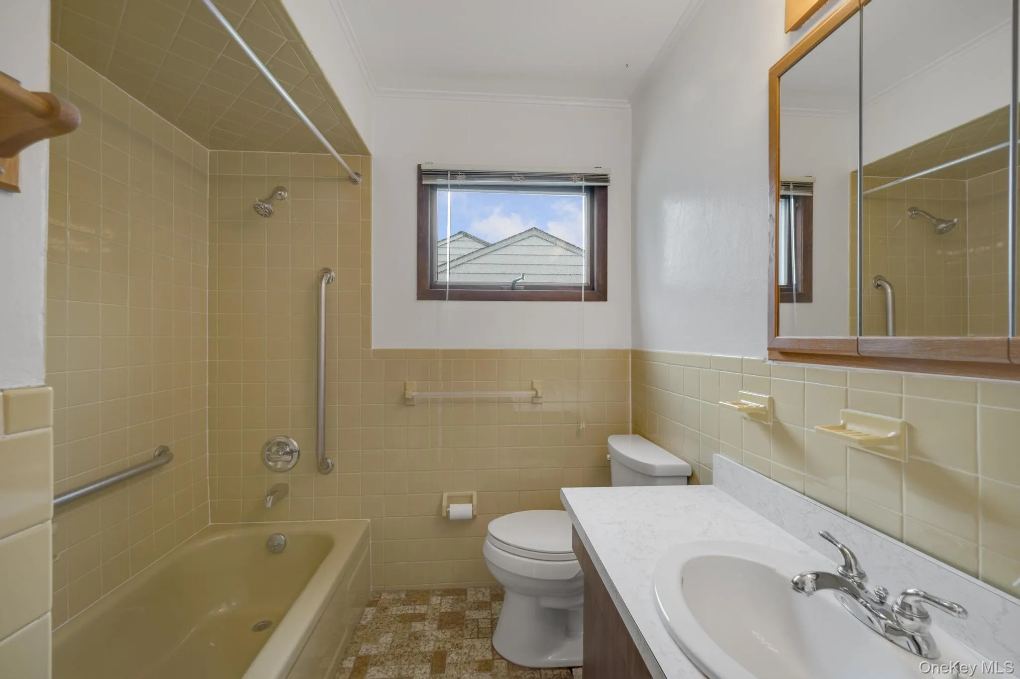 22 Heath Lane, Huntington, NY, 3 Bedrooms Bedrooms, 5 Rooms Rooms,1 BathroomBathrooms,Residential Lease,Idx,Heath,0,943243 22 Heath Lane, Huntington, NY, 3 Bedrooms Bedrooms, 5 Rooms Rooms,1 BathroomBathrooms,Residential Lease,Idx,Heath,0,943243