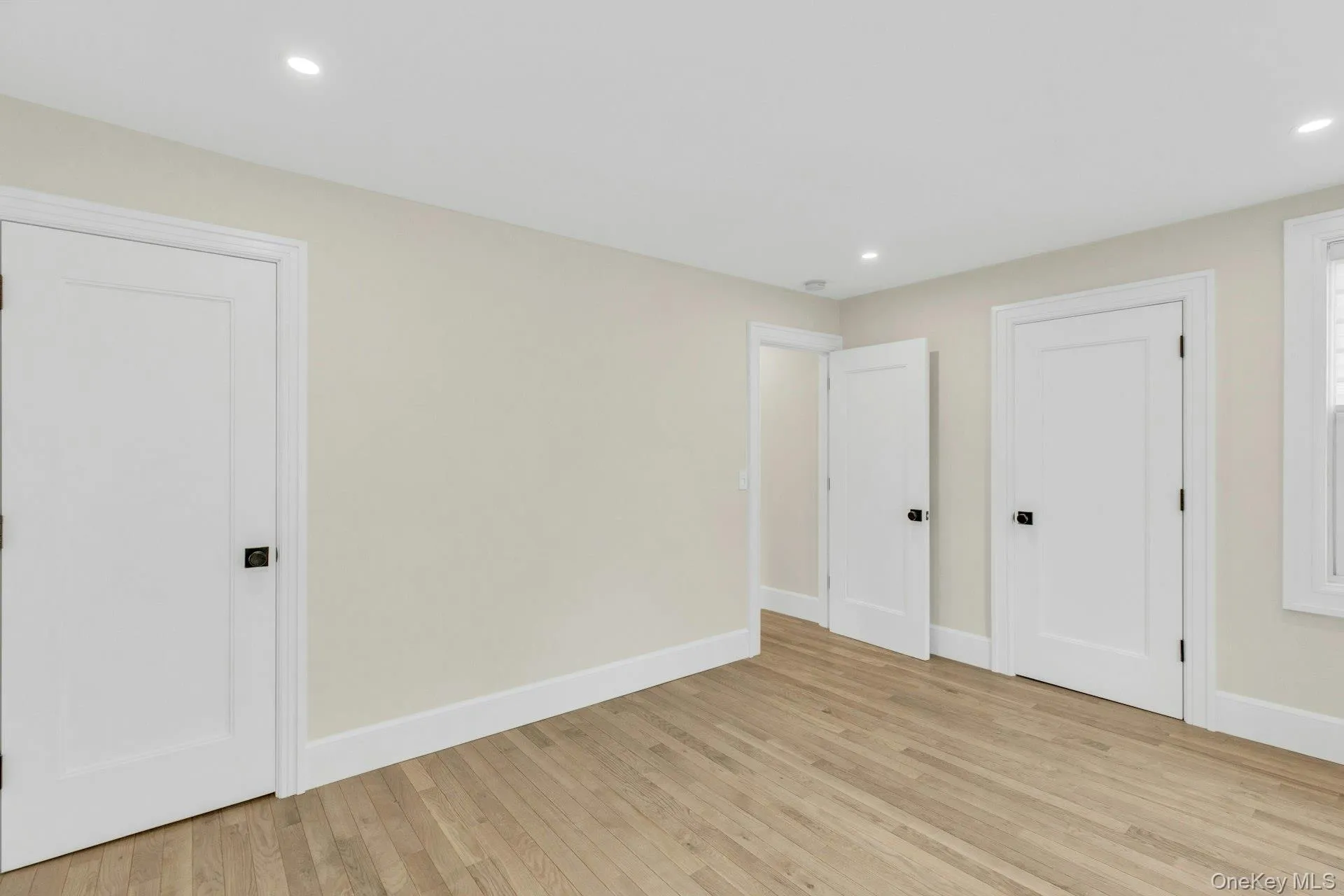 76 Green Street, Huntington, NY, 1 Bedroom Bedrooms, 4 Rooms Rooms,1 BathroomBathrooms,Residential Lease,Idx,Green,0,943249 76 Green Street, Huntington, NY, 1 Bedroom Bedrooms, 4 Rooms Rooms,1 BathroomBathrooms,Residential Lease,Idx,Green,0,943249