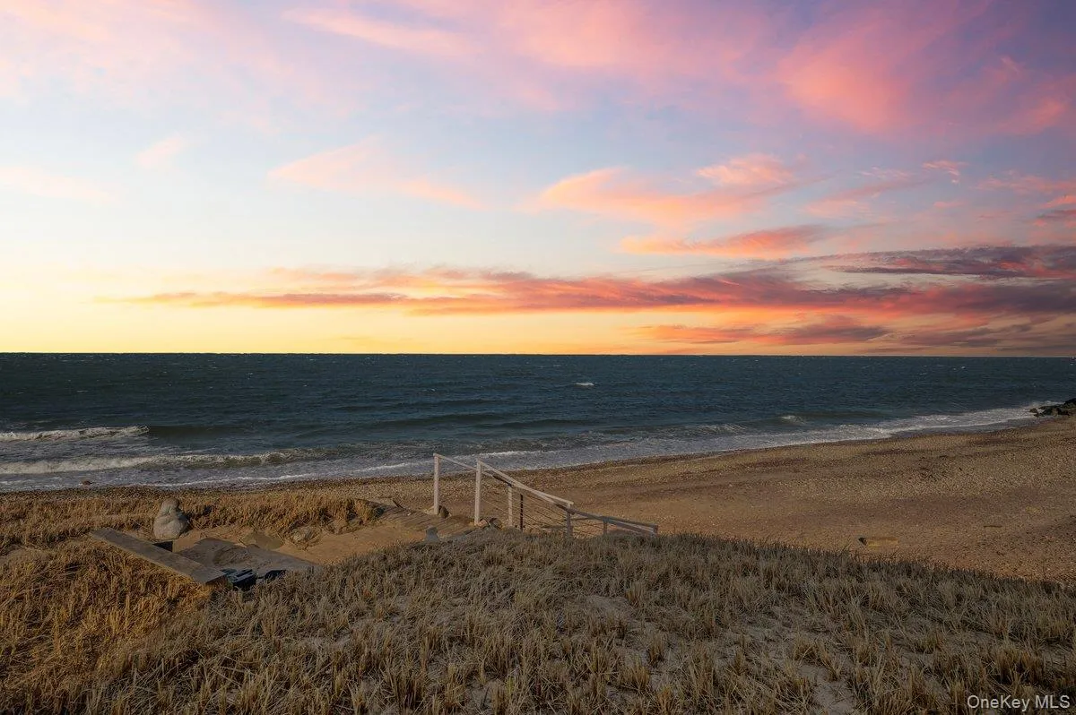 112 Soundview Drive, East Hampton, NY, 4 Bedrooms Bedrooms, 11 Rooms Rooms,3 BathroomsBathrooms,Residential,For Rent,Soundview,0,943322 112 Soundview Drive, East Hampton, NY, 4 Bedrooms Bedrooms, 11 Rooms Rooms,3 BathroomsBathrooms,Residential,For Rent,Soundview,0,943322