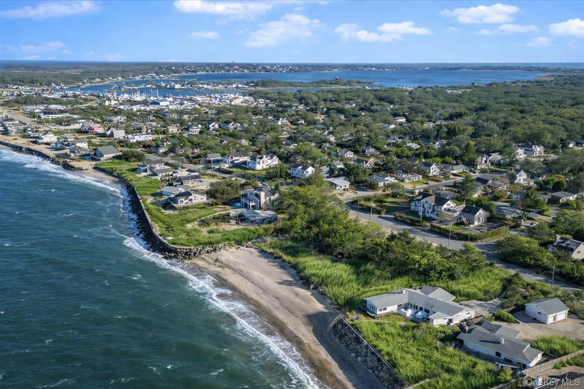 112 Soundview Drive, East Hampton, NY, 4 Bedrooms Bedrooms, 11 Rooms Rooms,3 BathroomsBathrooms,Residential,For Rent,Soundview,0,943322 112 Soundview Drive, East Hampton, NY, 4 Bedrooms Bedrooms, 11 Rooms Rooms,3 BathroomsBathrooms,Residential,For Rent,Soundview,0,943322