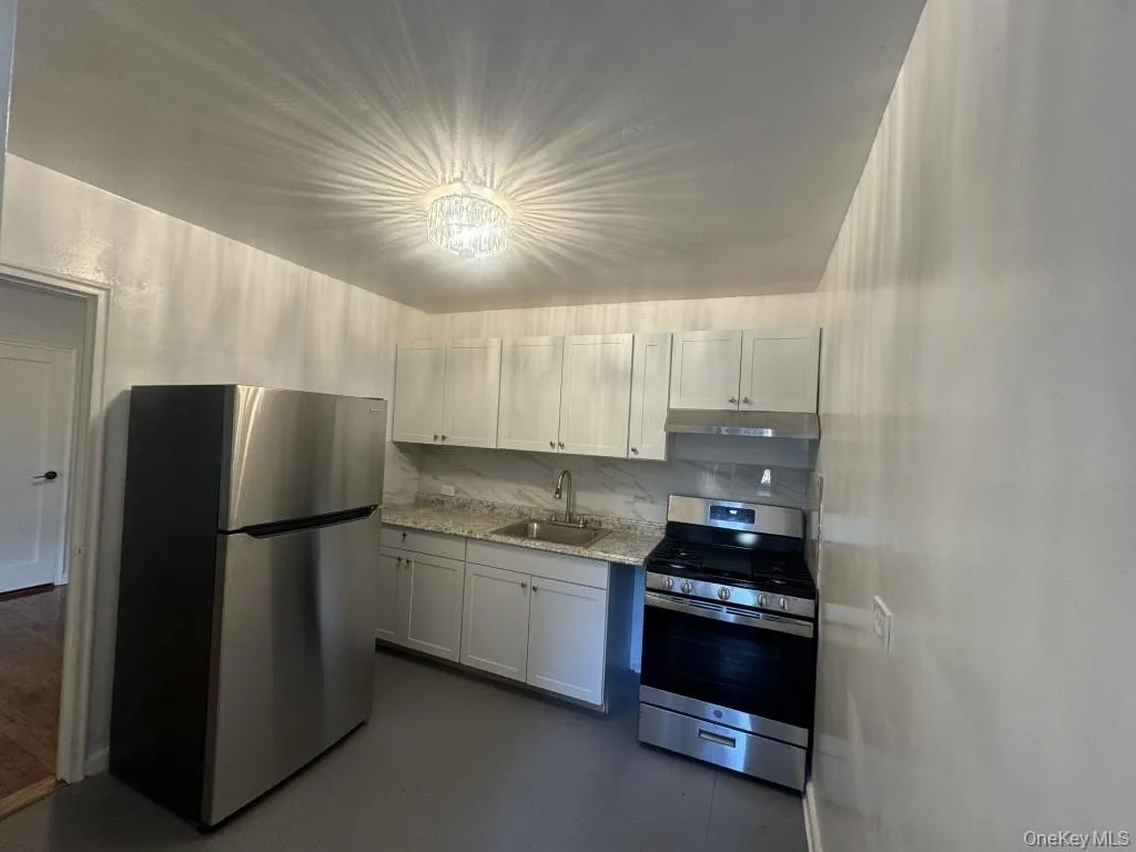 5639 Netherland Avenue, New York, NY, 1 Bedroom Bedrooms, 3 Rooms Rooms,1 BathroomBathrooms,Residential,For Rent,Netherland,0,943360 5639 Netherland Avenue, New York, NY, 1 Bedroom Bedrooms, 3 Rooms Rooms,1 BathroomBathrooms,Residential,For Rent,Netherland,0,943360