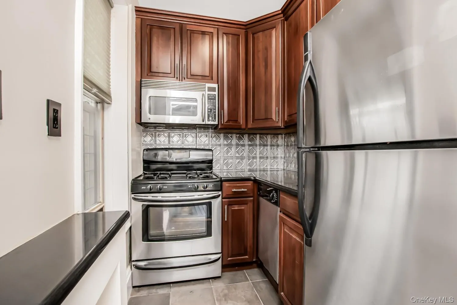 219 Bronx River Road, Yonkers, NY, 1 Bedroom Bedrooms, 3 Rooms Rooms,1 BathroomBathrooms,Residential,For Rent,Bronx River,0,943422 219 Bronx River Road, Yonkers, NY, 1 Bedroom Bedrooms, 3 Rooms Rooms,1 BathroomBathrooms,Residential,For Rent,Bronx River,0,943422