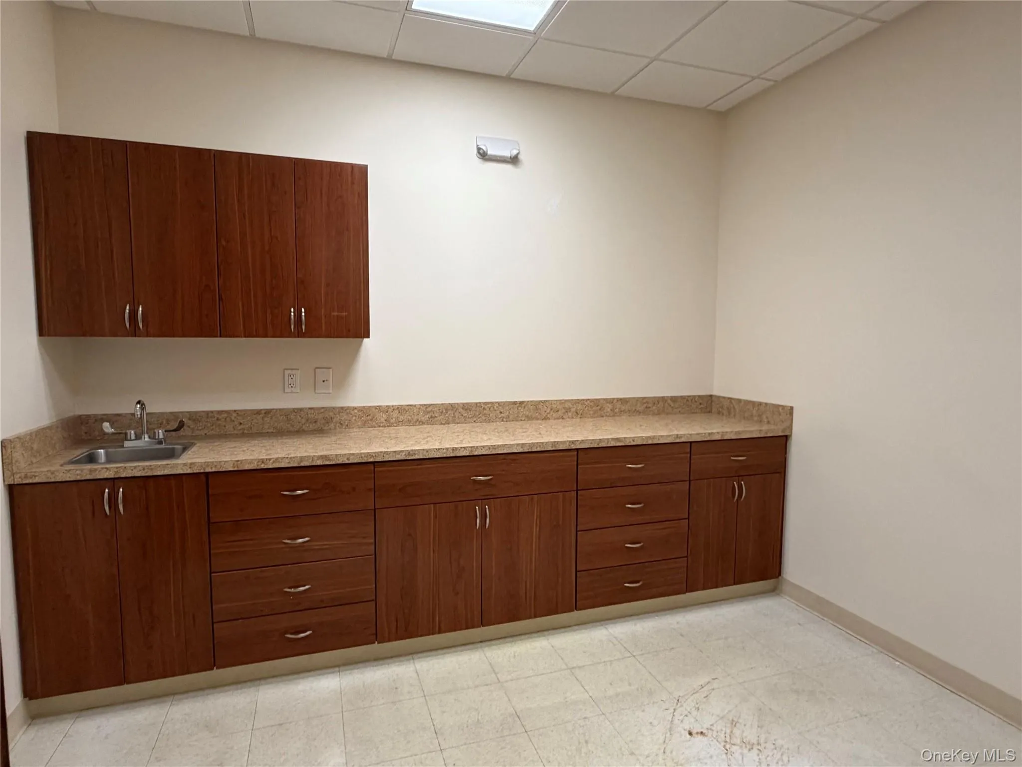 1787 Middle Country Road, Brookhaven, NY, ,Commercial Lease,For Rent,Middle Country,0,943433 1787 Middle Country Road, Brookhaven, NY, ,Commercial Lease,For Rent,Middle Country,0,943433