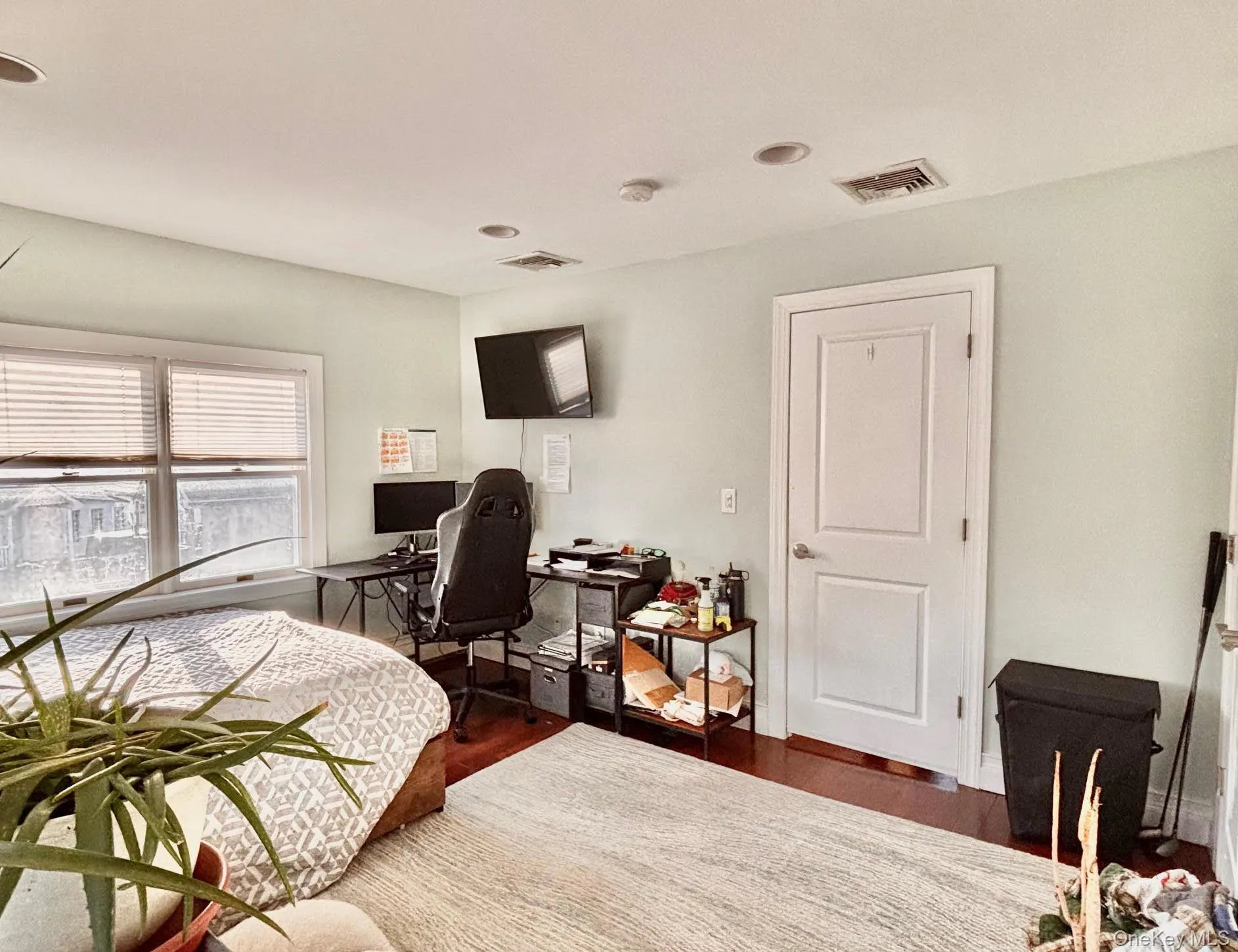 33 Central Avenue, Babylon, NY, 2 Bedrooms Bedrooms, 5 Rooms Rooms,1 BathroomBathrooms,Residential Lease,Idx,Central,0,943618 33 Central Avenue, Babylon, NY, 2 Bedrooms Bedrooms, 5 Rooms Rooms,1 BathroomBathrooms,Residential Lease,Idx,Central,0,943618