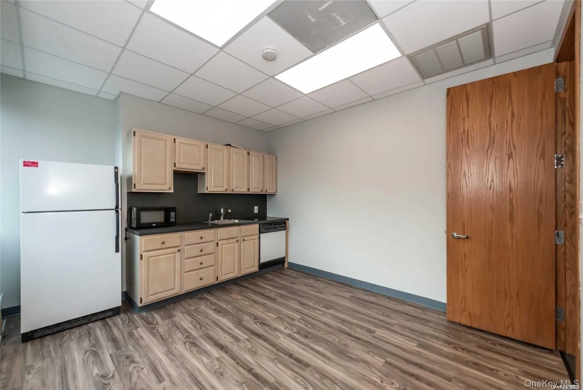 144 Woodbury Road, Oyster Bay, NY, ,Commercial Lease,Idx,Woodbury,0,943669 144 Woodbury Road, Oyster Bay, NY, ,Commercial Lease,Idx,Woodbury,0,943669