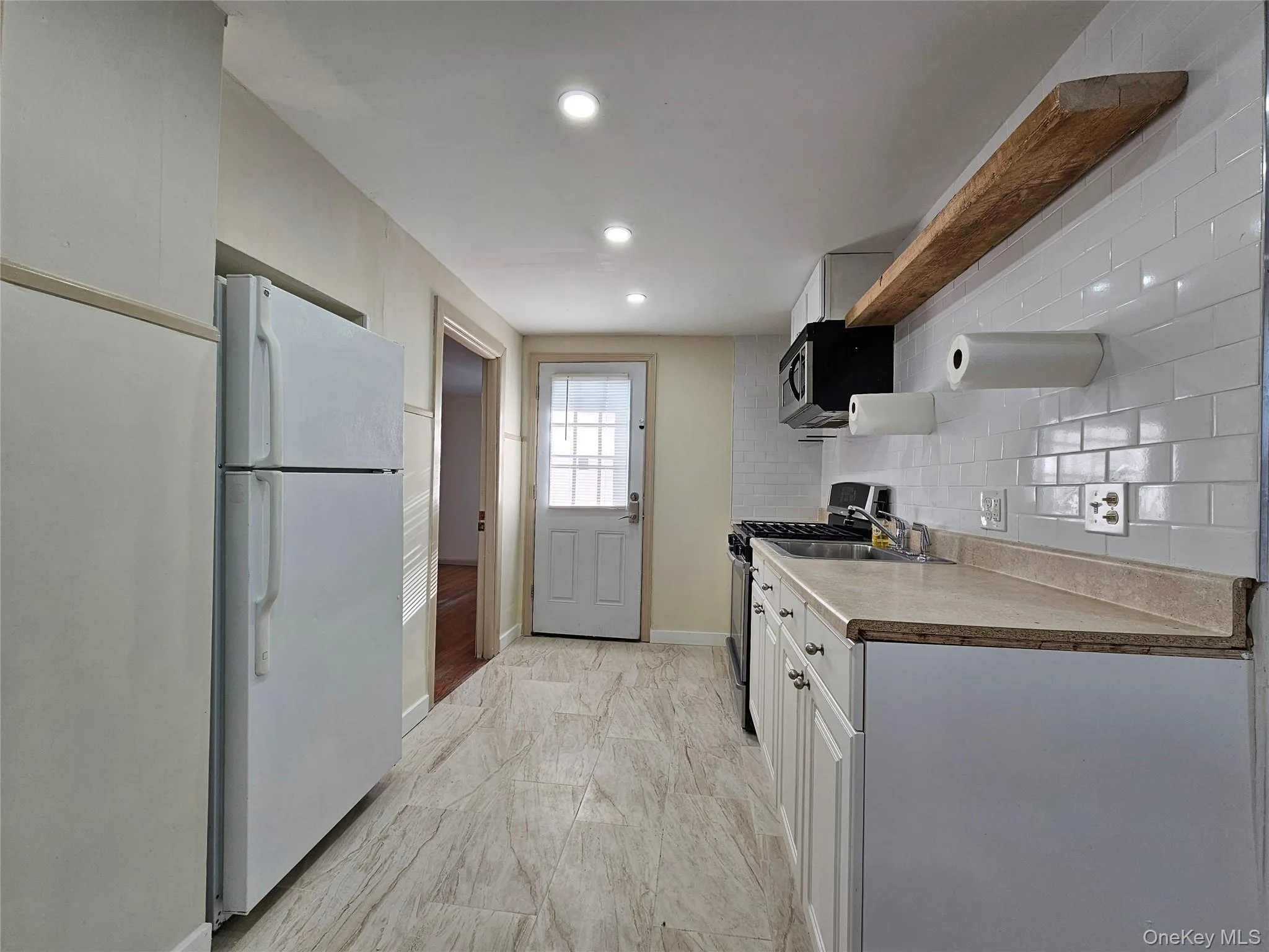 704 Tower Avenue, Montgomery, NY, 2 Bedrooms Bedrooms, 6 Rooms Rooms,1 BathroomBathrooms,Residential Lease,For Rent,Tower,0,943754 704 Tower Avenue, Montgomery, NY, 2 Bedrooms Bedrooms, 6 Rooms Rooms,1 BathroomBathrooms,Residential Lease,For Rent,Tower,0,943754