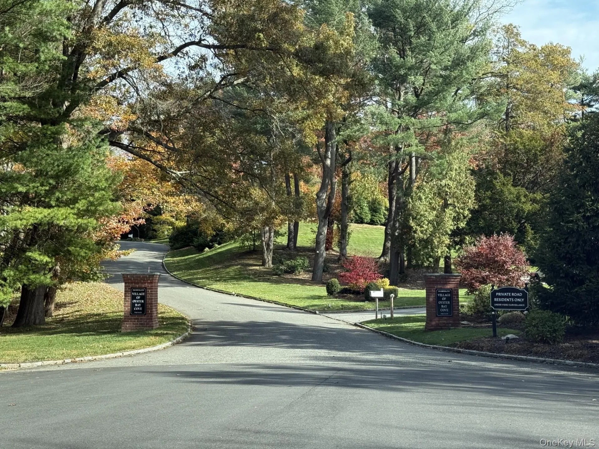 Private community entrance of Oyster Bay Cove Private community entrance of Oyster Bay Cove