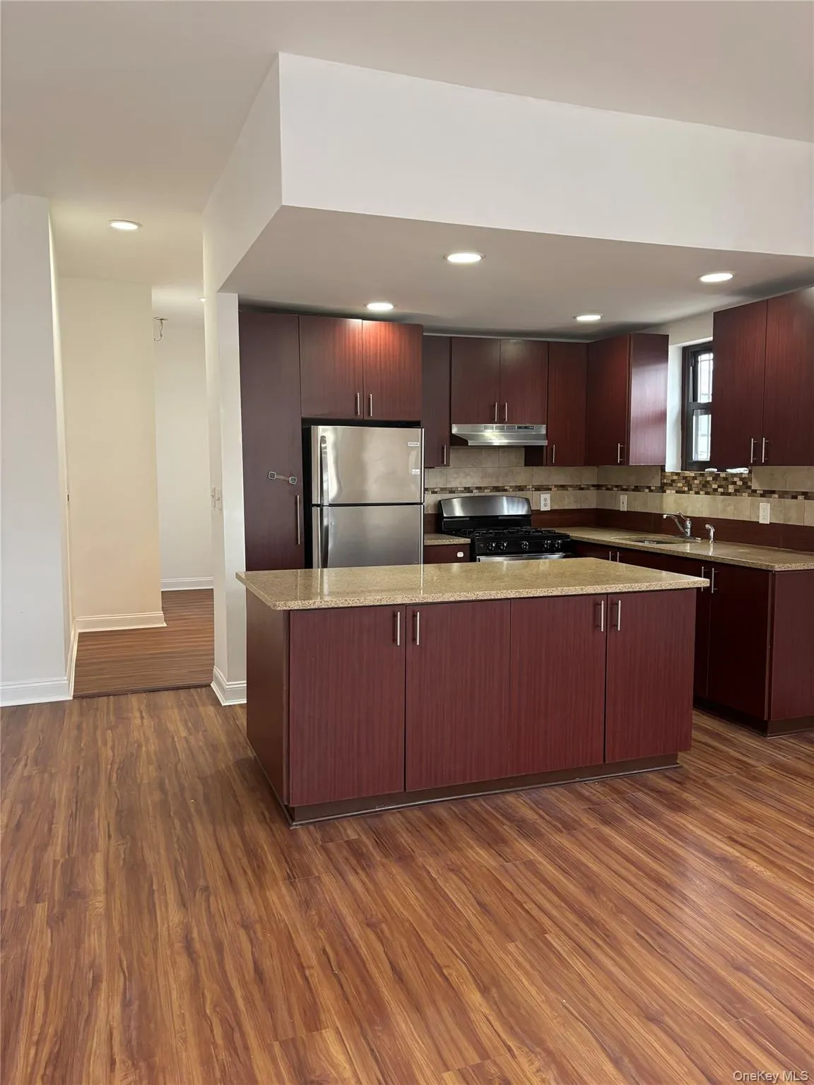 7719 Parsons Boulevard, New York, NY, 2 Bedrooms Bedrooms, 5 Rooms Rooms,2 BathroomsBathrooms,Residential Lease,For Rent,Parsons,0,943854 7719 Parsons Boulevard, New York, NY, 2 Bedrooms Bedrooms, 5 Rooms Rooms,2 BathroomsBathrooms,Residential Lease,For Rent,Parsons,0,943854