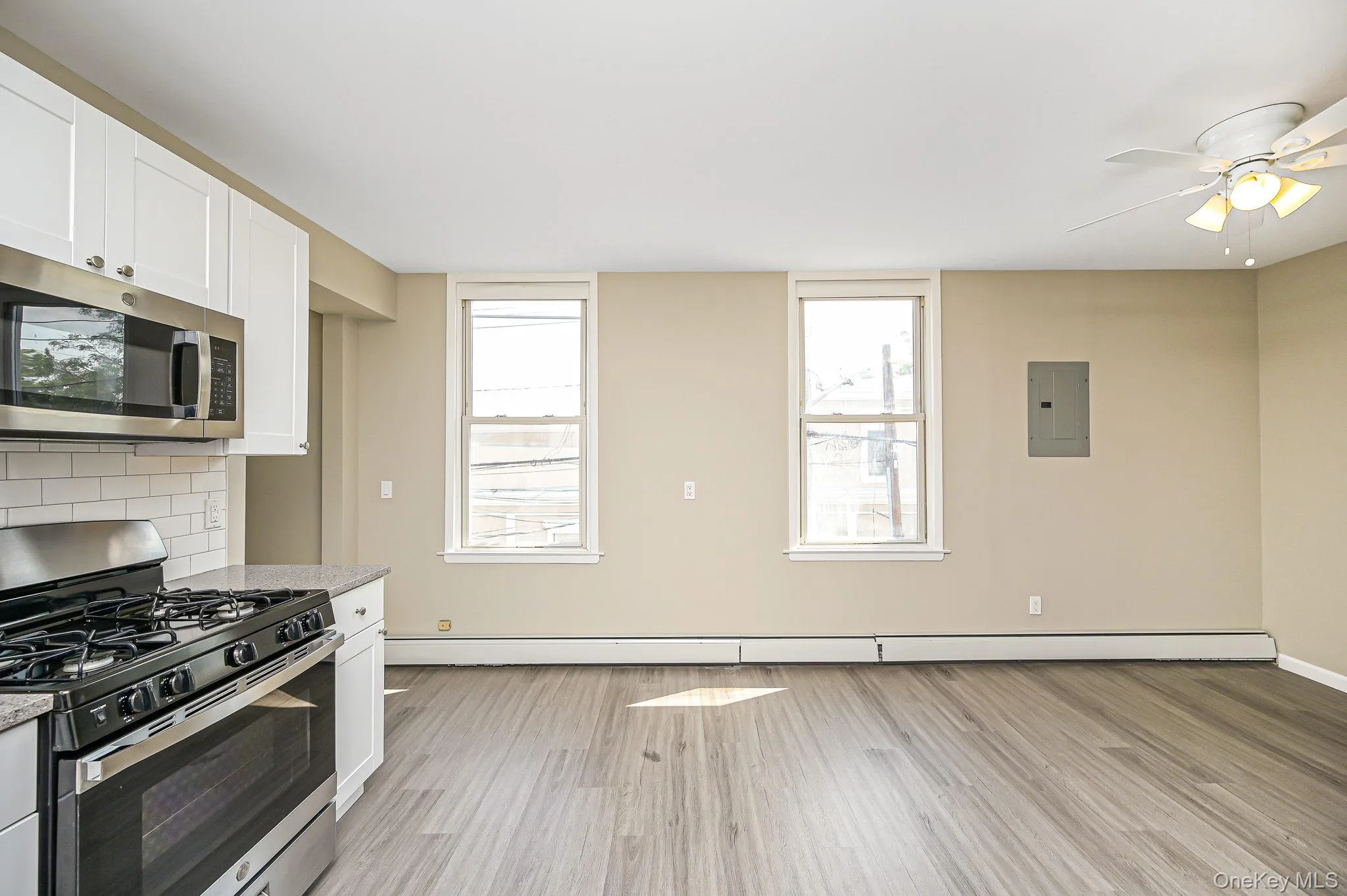 Kitchen featuring appliances Kitchen featuring appliances