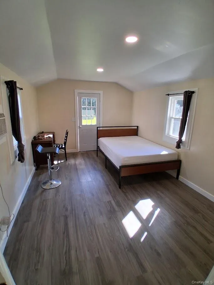 1st Floor Bedroom 1st Floor Bedroom