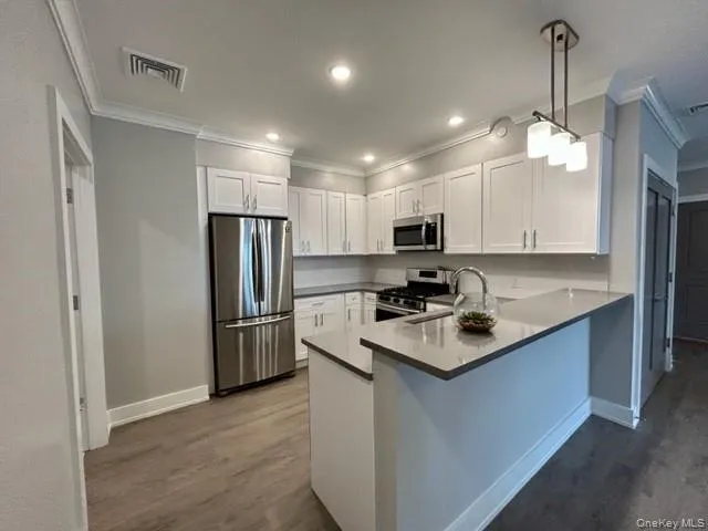 75 Circle Drive, Islip, NY, 2 Bedrooms Bedrooms, 6 Rooms Rooms,2 BathroomsBathrooms,Residential Lease,Idx,Circle,0,943898 75 Circle Drive, Islip, NY, 2 Bedrooms Bedrooms, 6 Rooms Rooms,2 BathroomsBathrooms,Residential Lease,Idx,Circle,0,943898