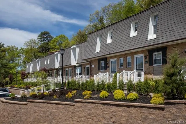 1 Villa D'est Drive, Brookhaven, NY, 1 Bedroom Bedrooms, 4 Rooms Rooms,1 BathroomBathrooms,Residential Lease,Idx,Villa D'est,0,943930 1 Villa D'est Drive, Brookhaven, NY, 1 Bedroom Bedrooms, 4 Rooms Rooms,1 BathroomBathrooms,Residential Lease,Idx,Villa D'est,0,943930